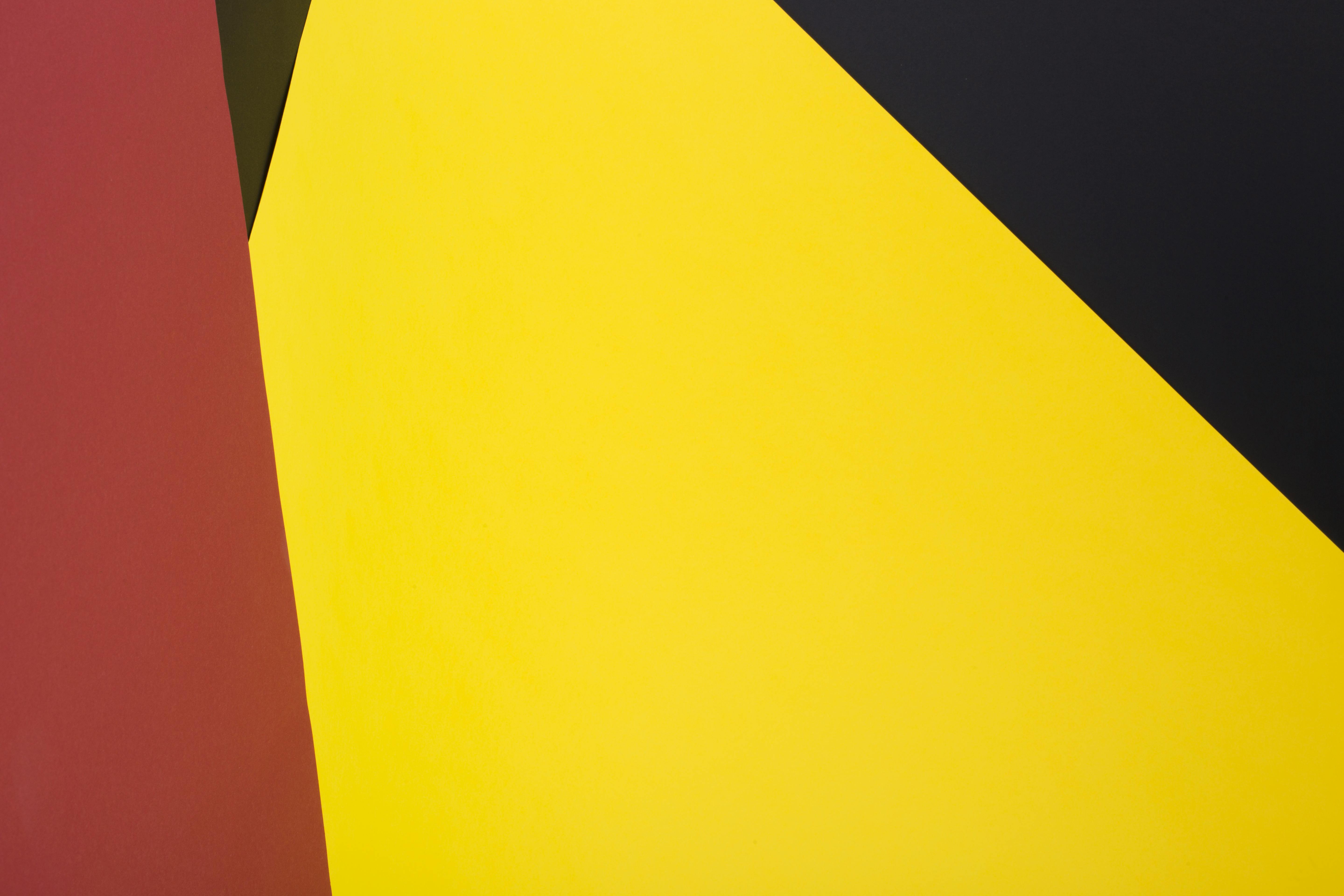 Gratuit Design geometric abstract vibrant, cu culori îndrăznețe de galben, roșu și negru. Fotografie de stoc