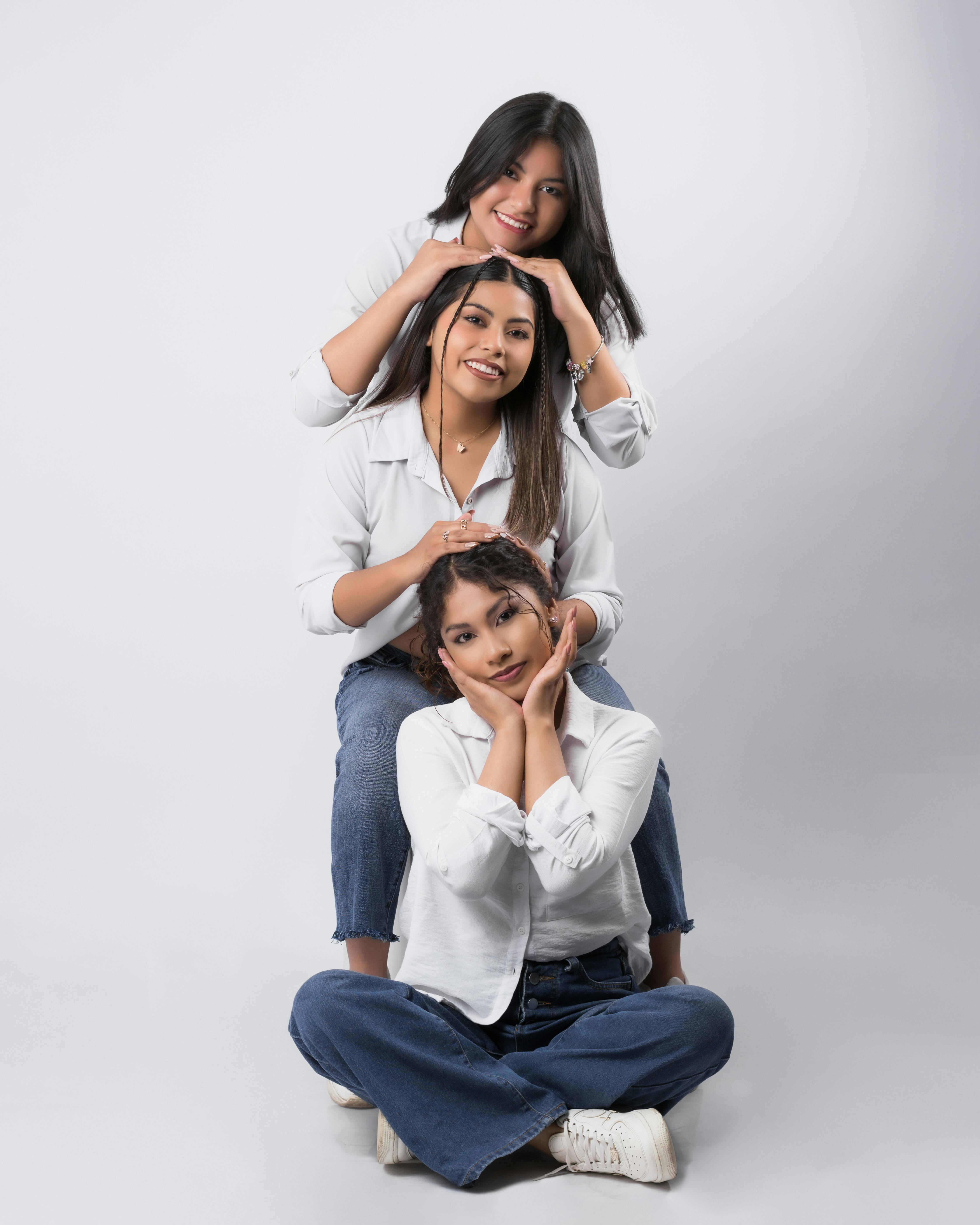 Gratis Immagine gratuita di abbigliamento casual, allegro, amichevole Foto a disposizione