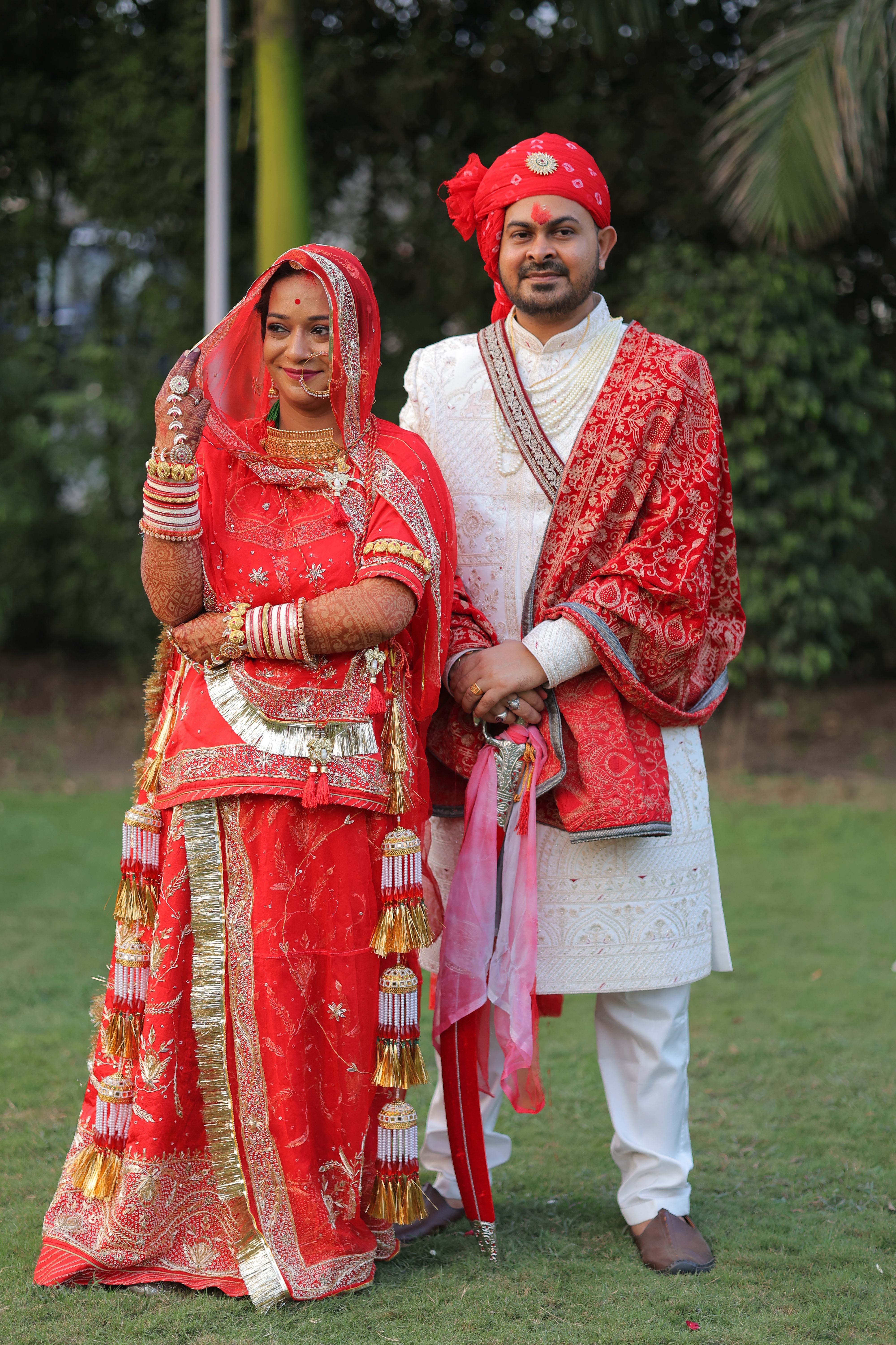 Traditional Indian Wedding Couple Portrait Outdoors · Free Stock Photo