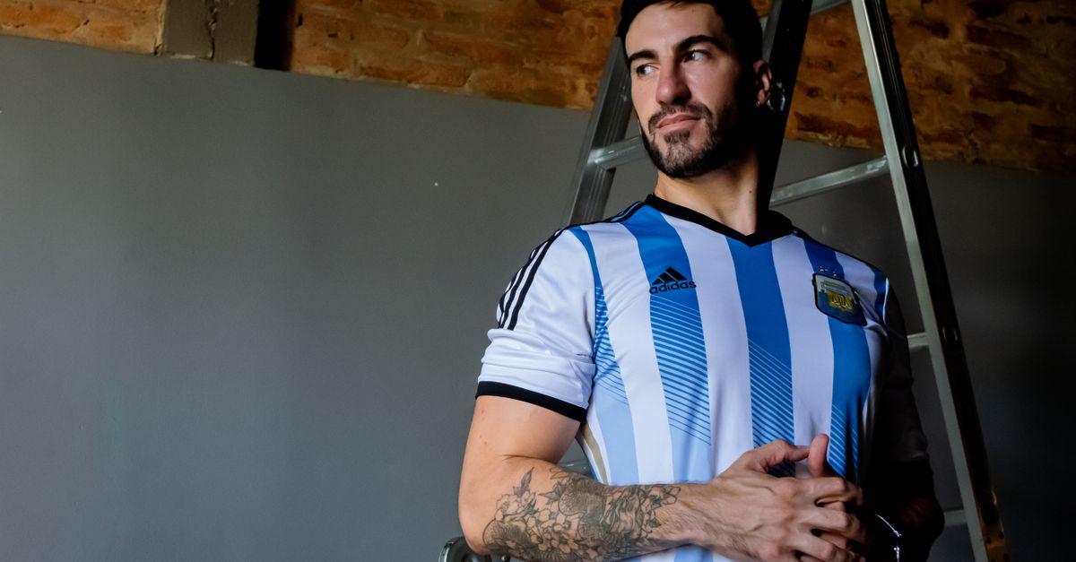 Fabregas Issues Transfer Demand to Como Leaders After Napoli Win
