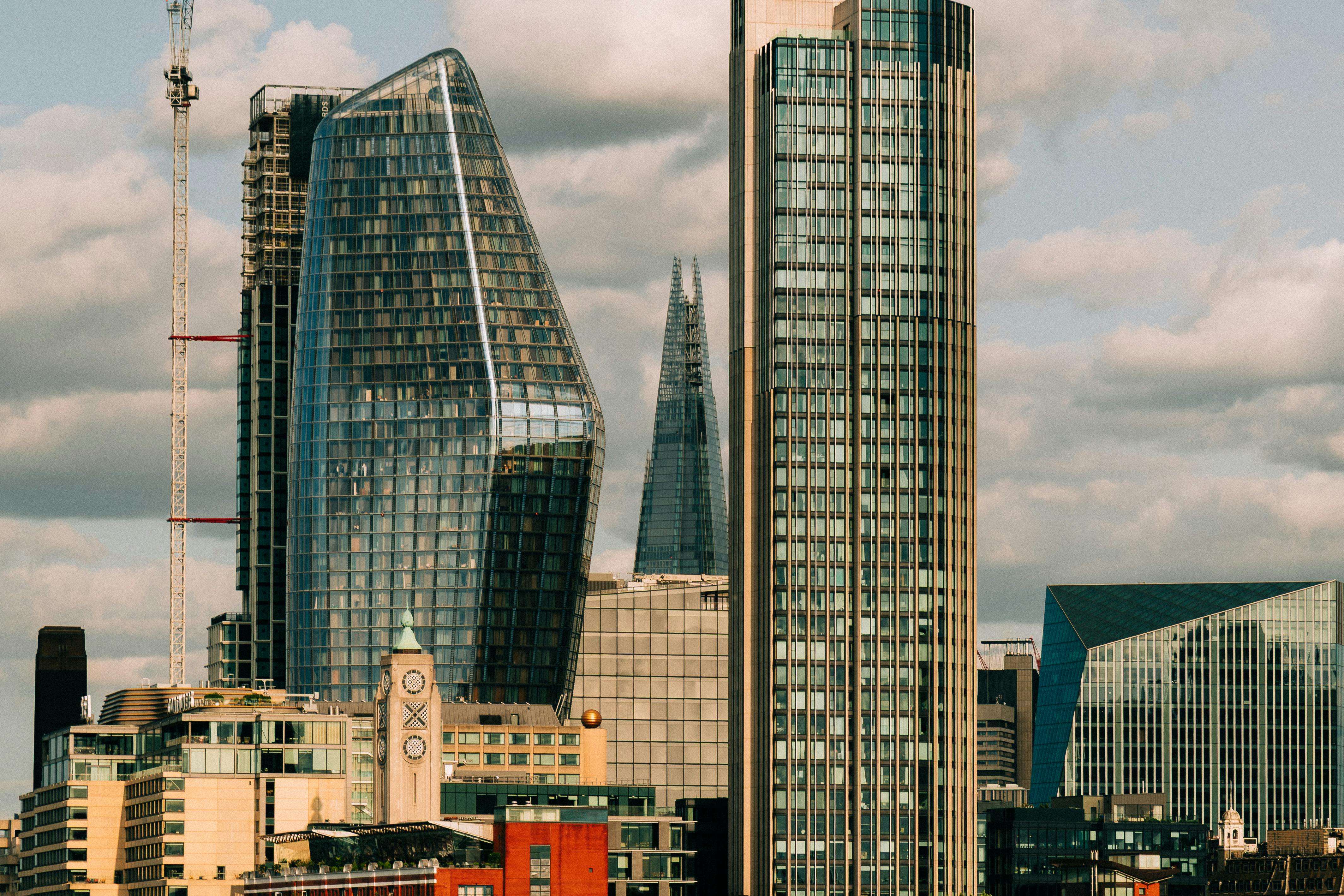 A vibrant cityscape showcasing London's modern architectural skyline featuring renowned skyscrapers.