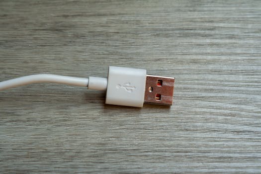特写充电线包装上的MFi认证logo和USB-IF认证标志