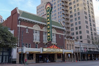Austin Bar Shooting Leaves 3 Dead, Sparks Terrorism Concerns