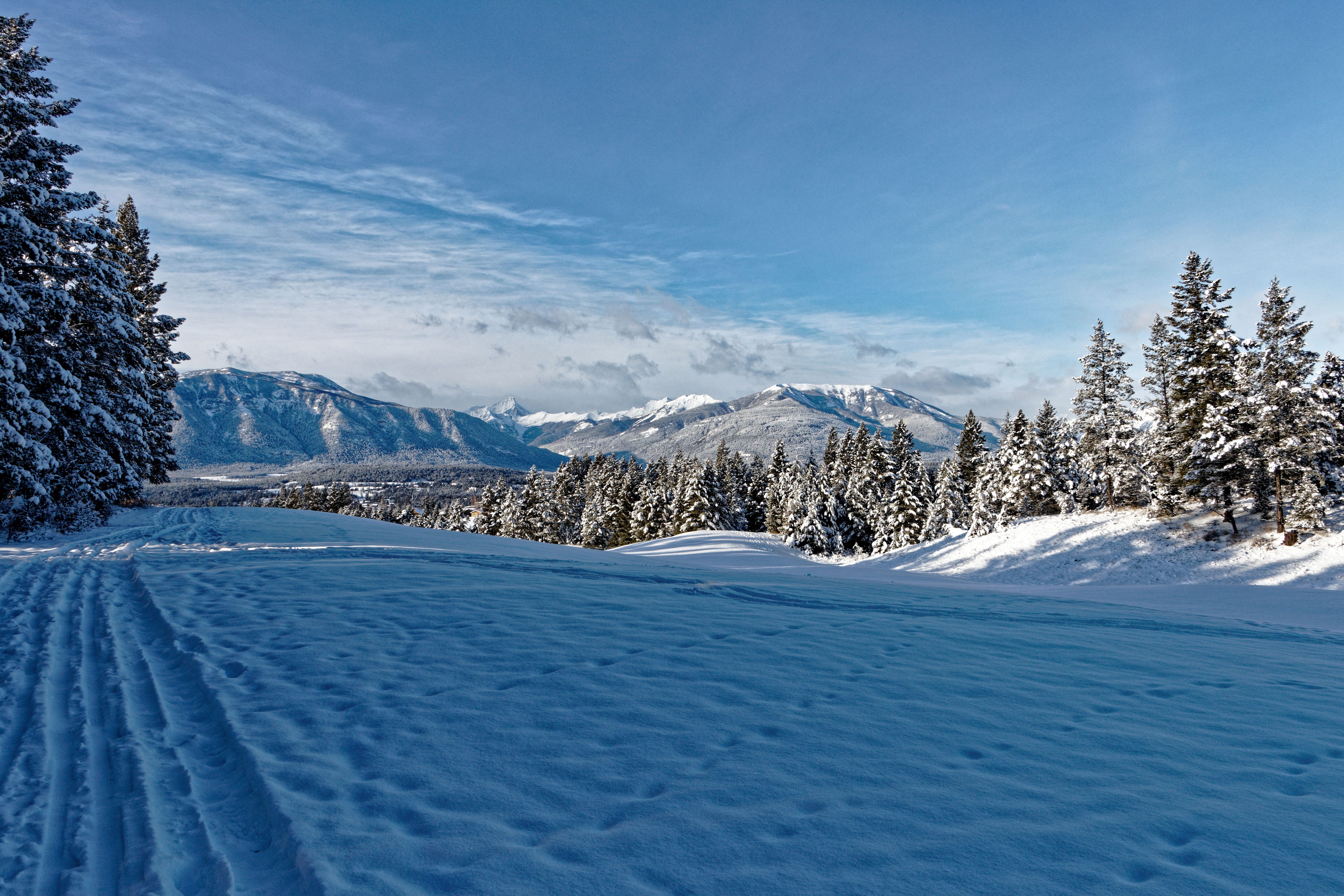 Unleash Winter Fun: Top Ski Resorts Near Calgary