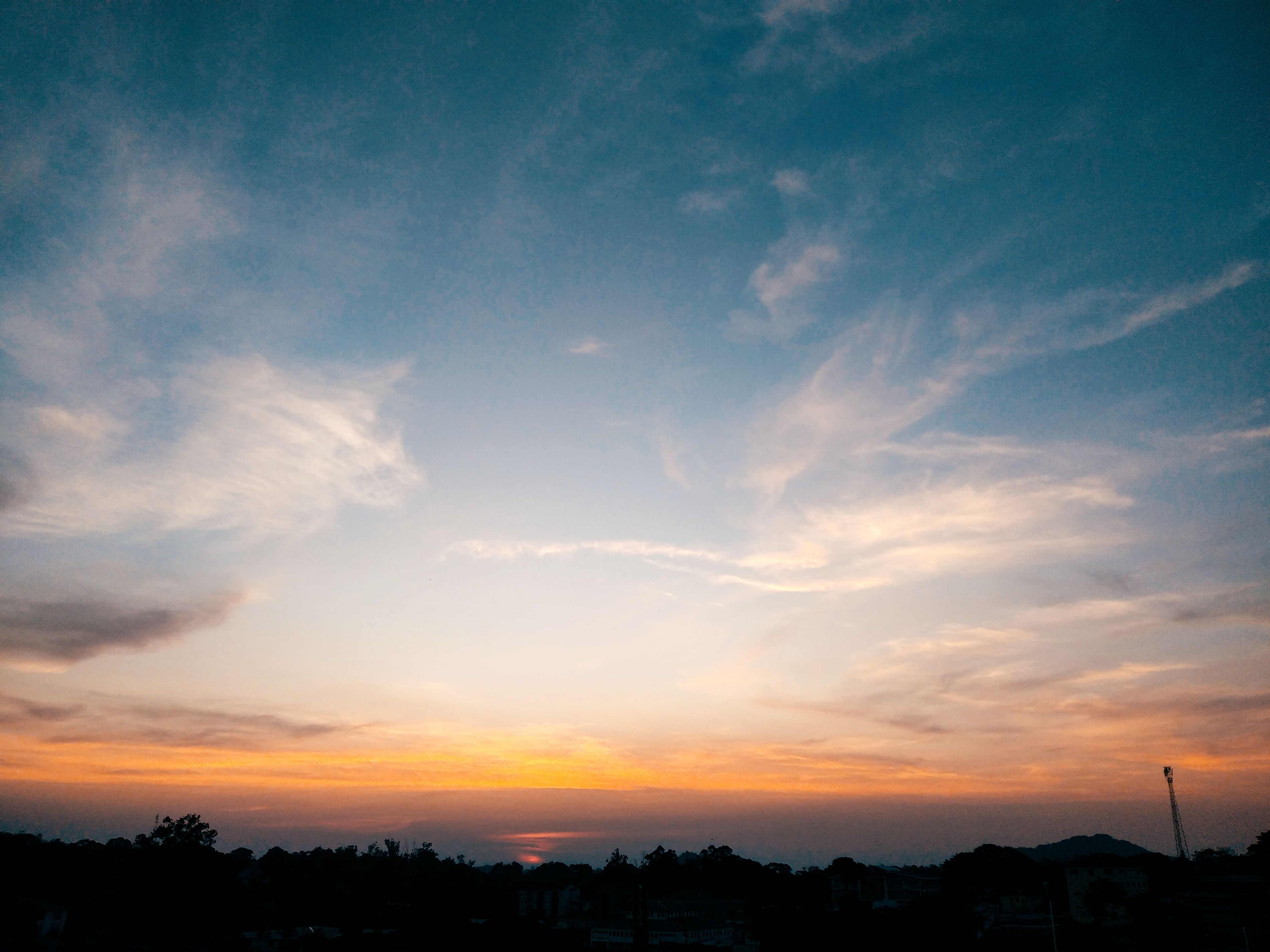 Beautiful Sunset Sky with Colorful Clouds · Free Stock Photo