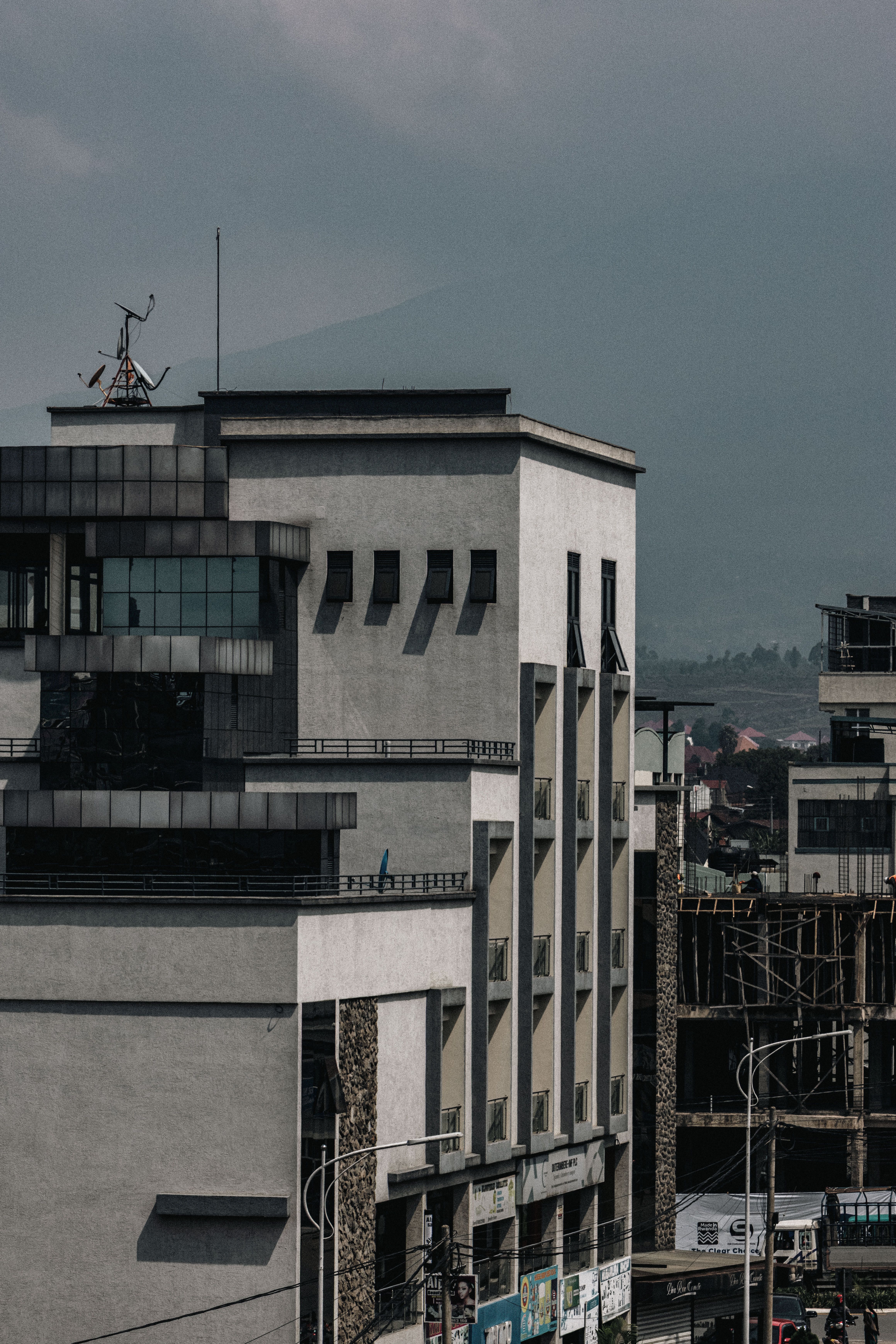 Urban Architecture with Mountainous Backdrop · Free Stock Photo