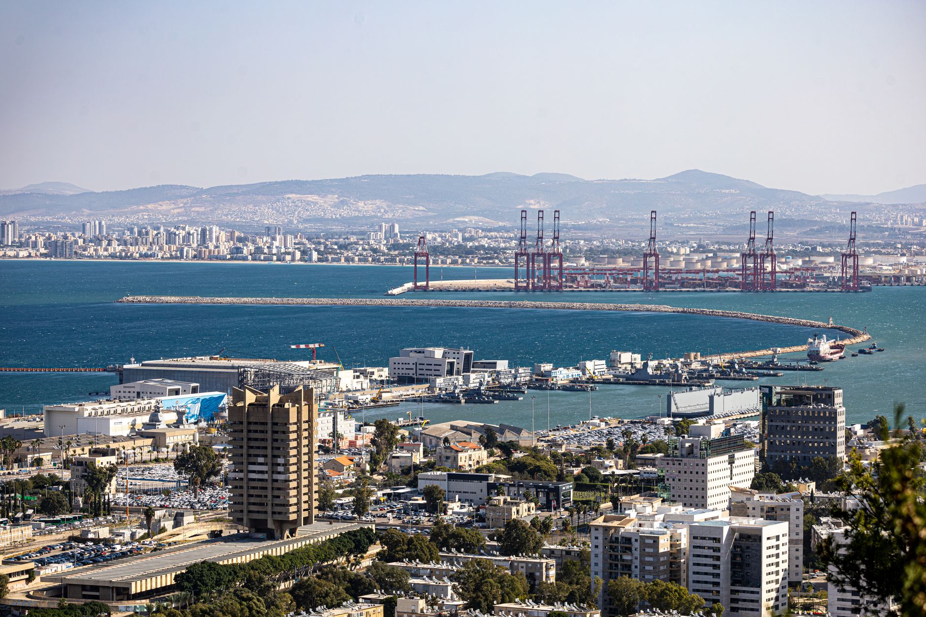 Airport transfers in Haifa Airport transfers in Haifa
