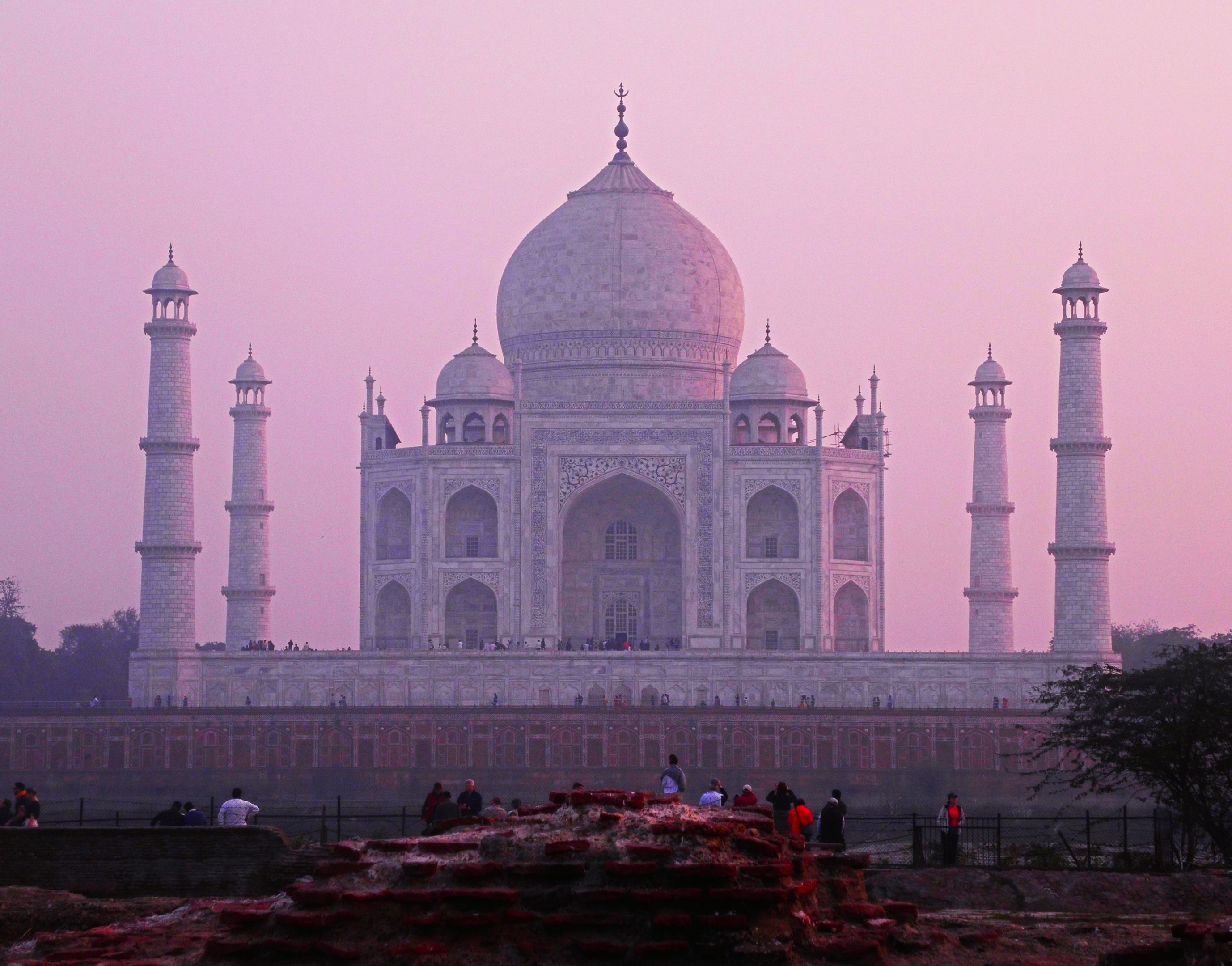 Taj Mahal at Sunset — Agra · Uttar Pradesh