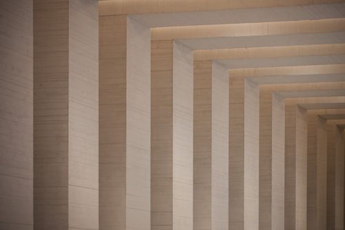 Free Minimalist view of concrete pillars forming a geometric pattern in Madrid. Stock Photo