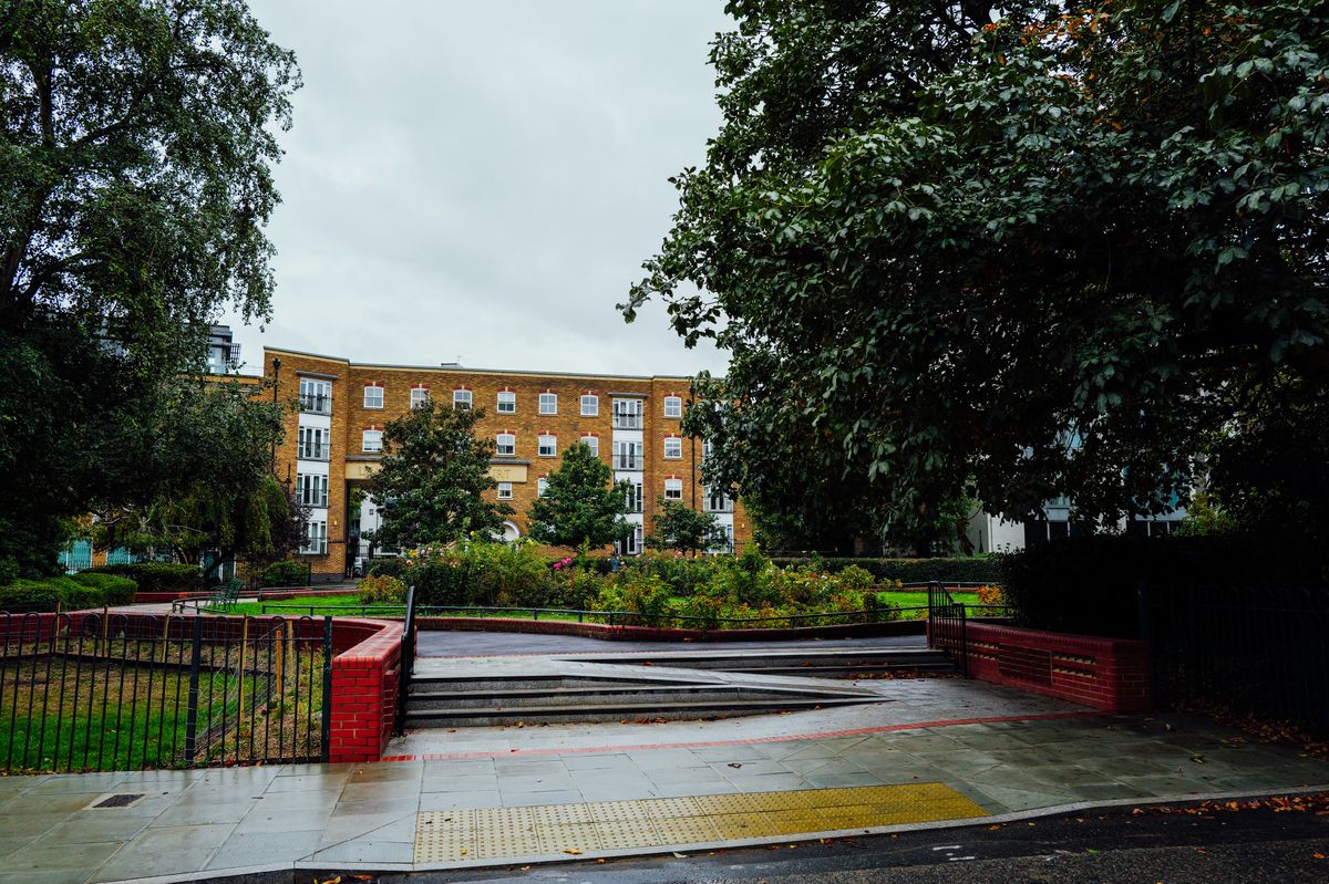student moves in Kelty — Loaded properly: blankets, straps and a plan in Kelty