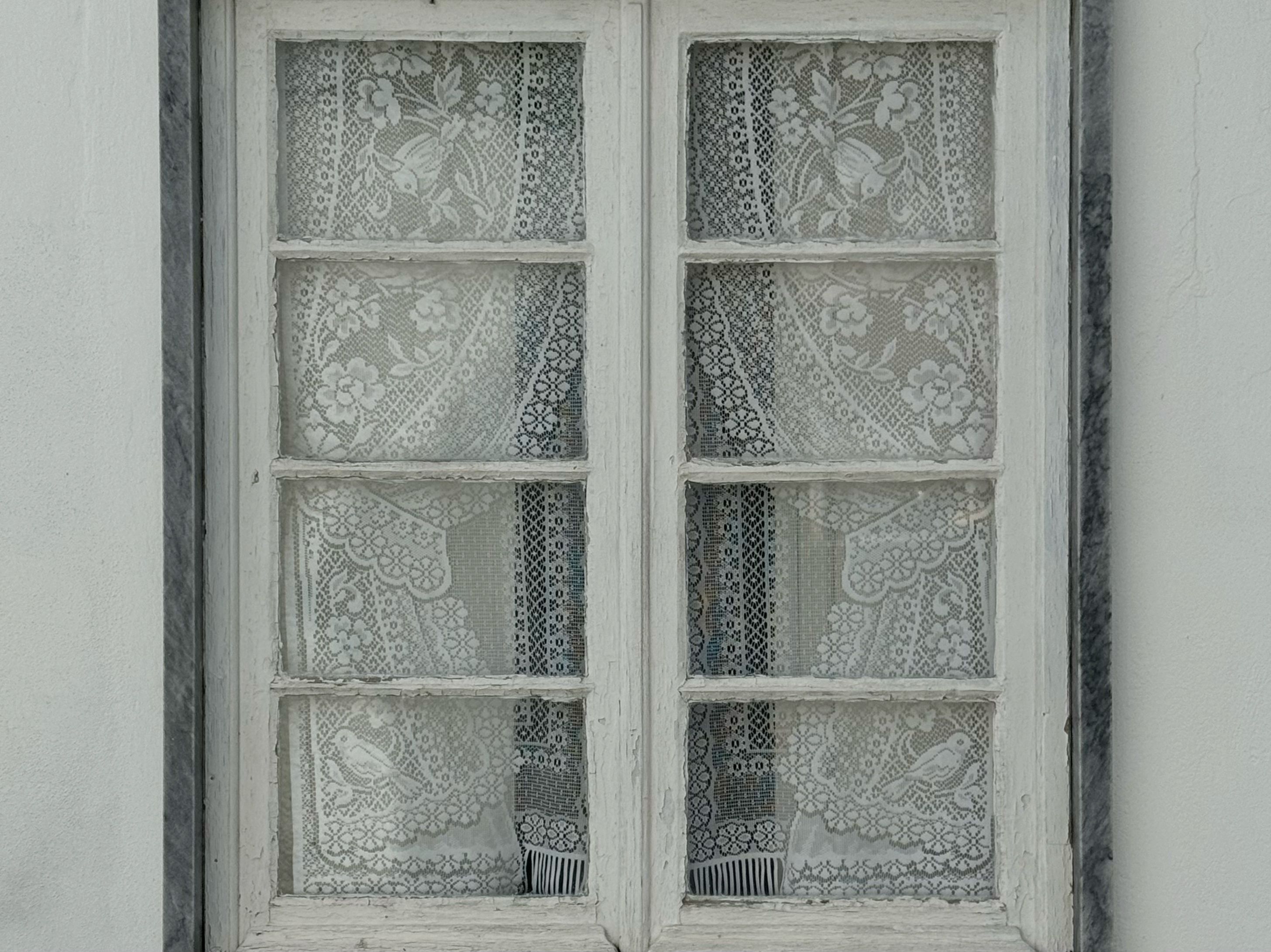 Vintage Lace-Covered Window with Rustic Charm · Free Stock Photo