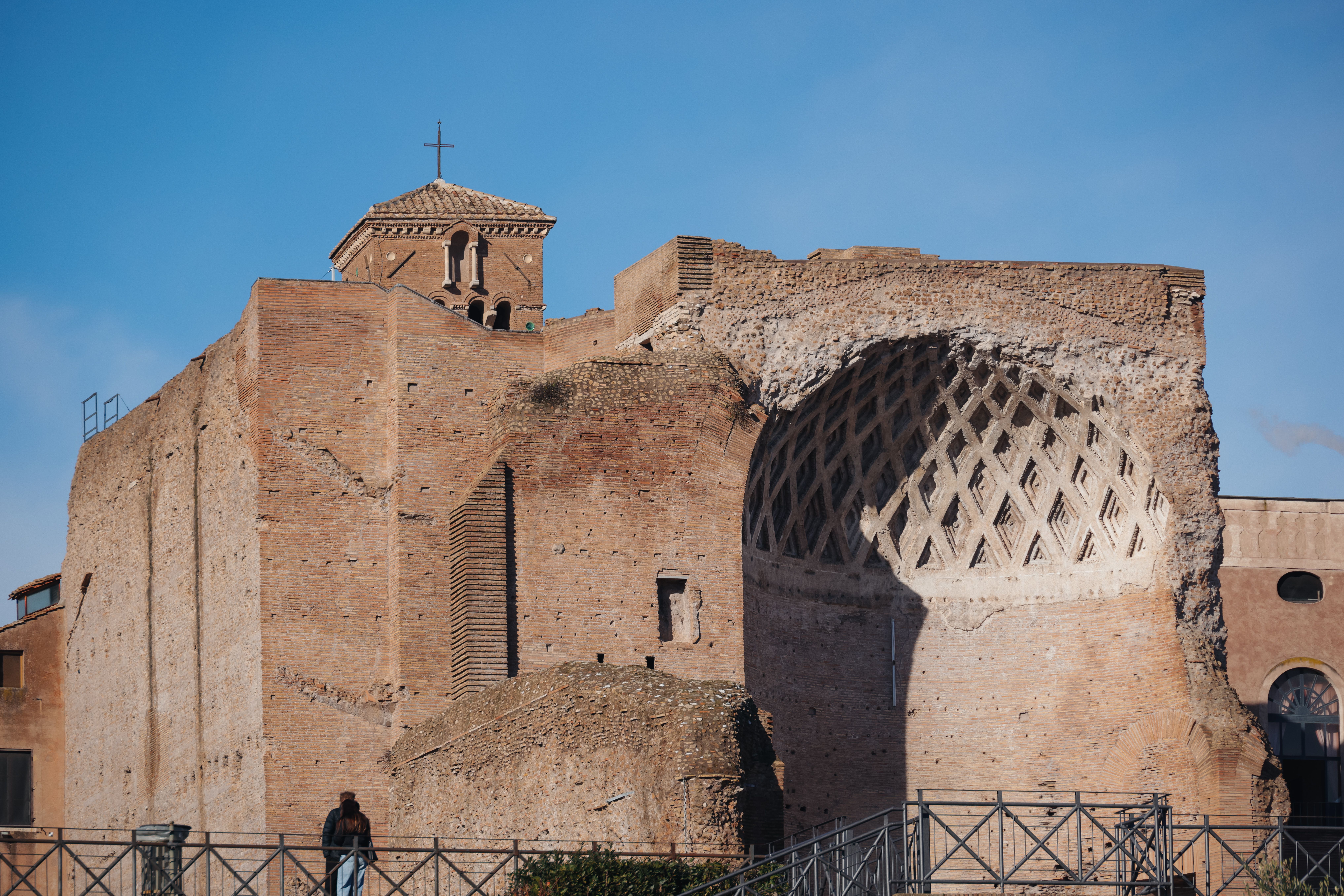Ancient Roman Architectural Ruins in Rome · Free Stock Photo