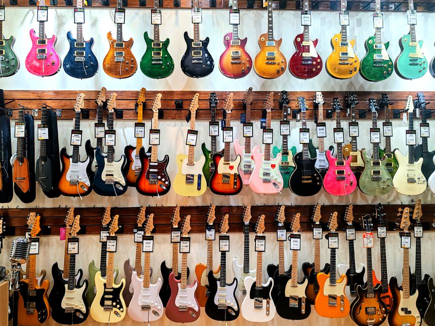 Toronto's Beloved Steve's Music Store Closes After 50 Years: A Loss for All Canadian Musicians