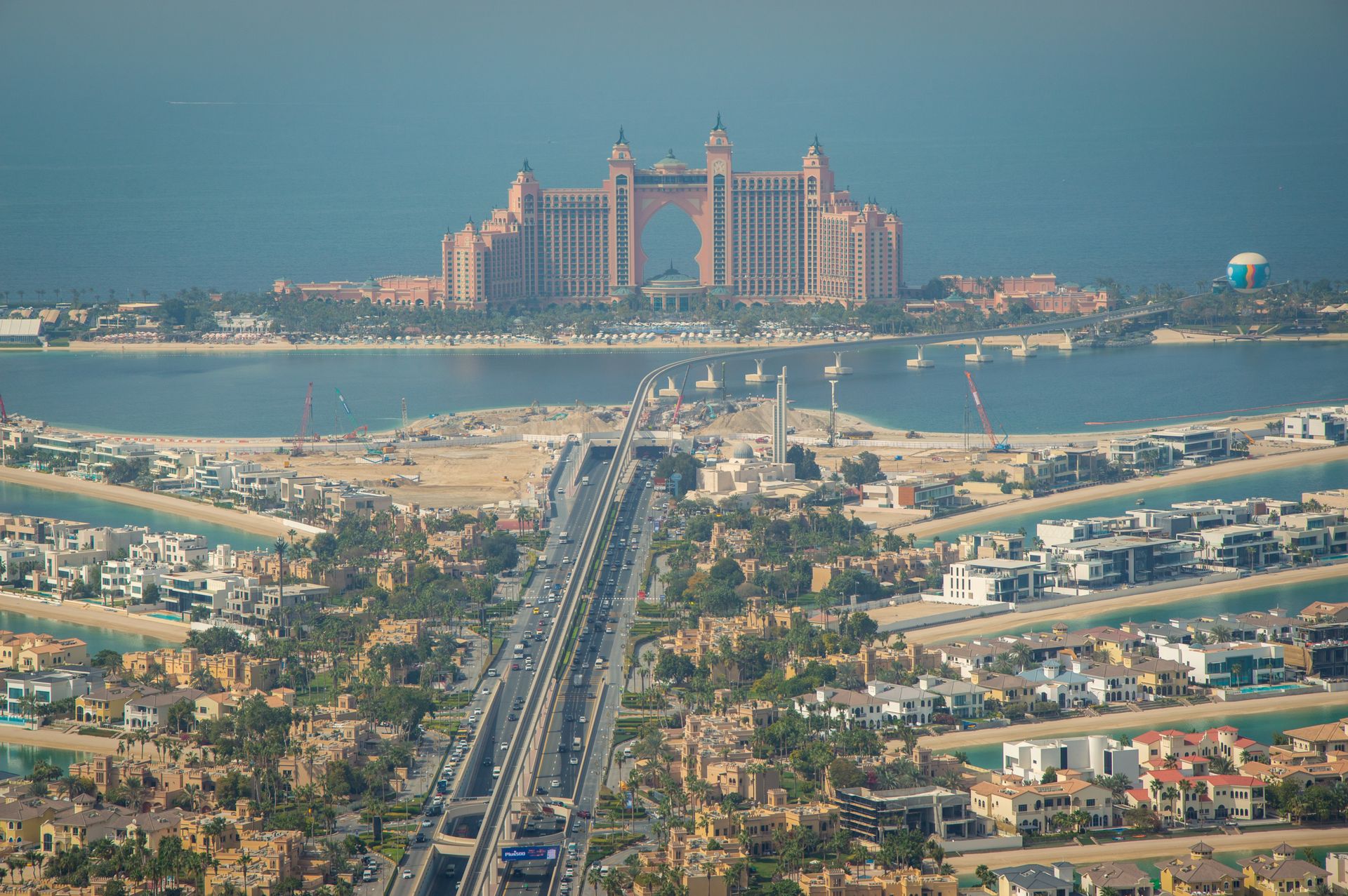 Stunning aerial view of Atlantis The Palm resort on a sunny day in Dubai.