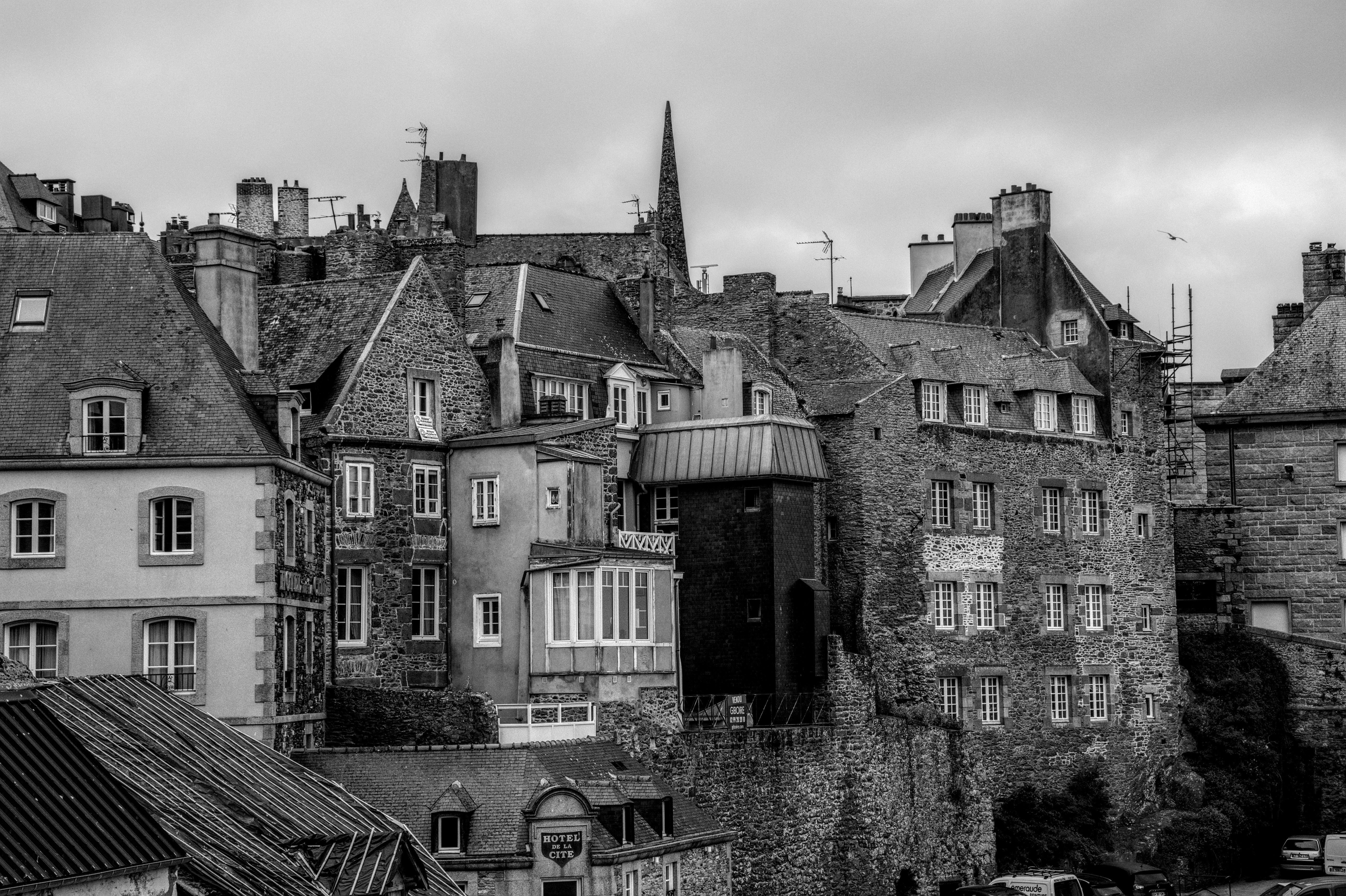 dinan