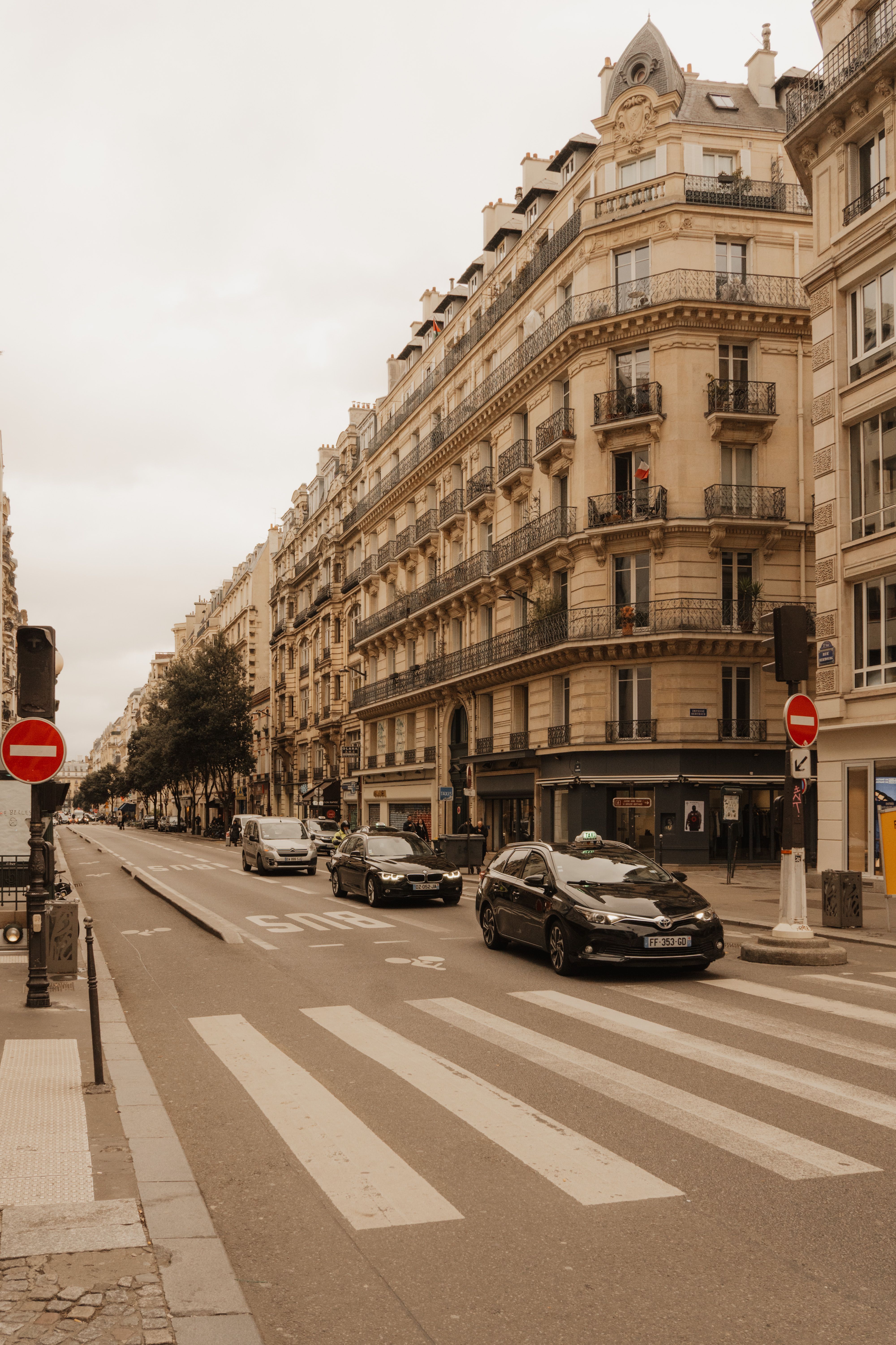 Haussmann boulevard in Paris — BookAndSmiles luxury concierge service