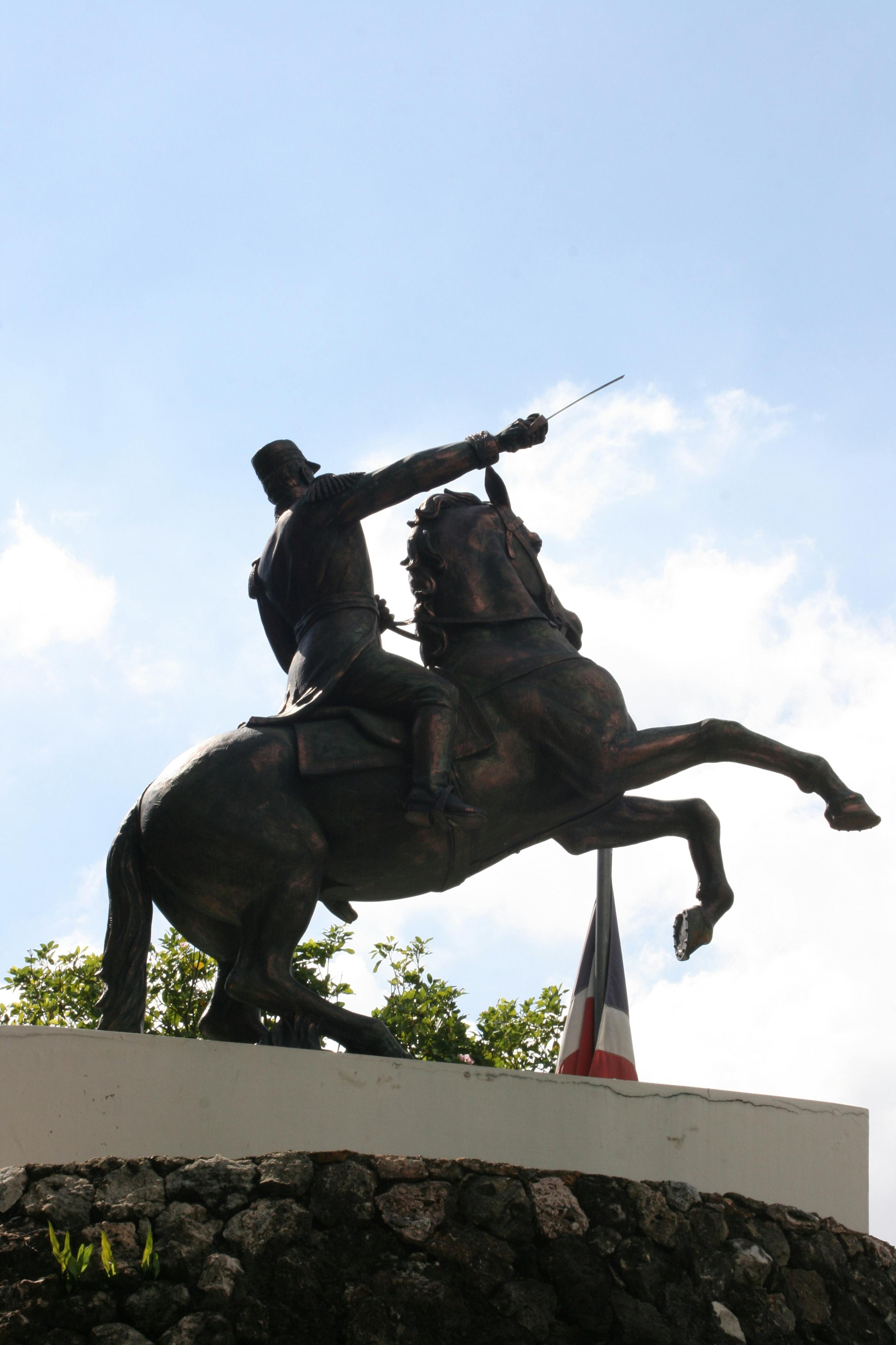 Equestrian statue depicting a historical figure in Santo Domingo, Dominican Republic.