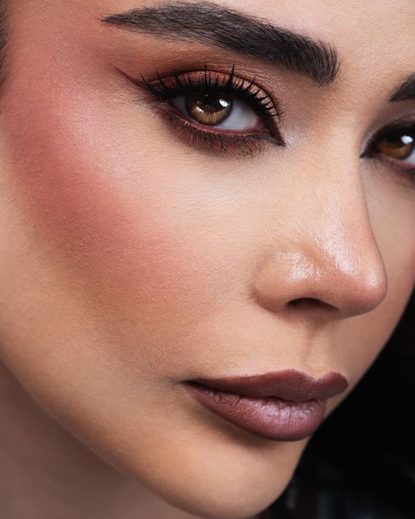 Soft glam makeup with sculpted lashes