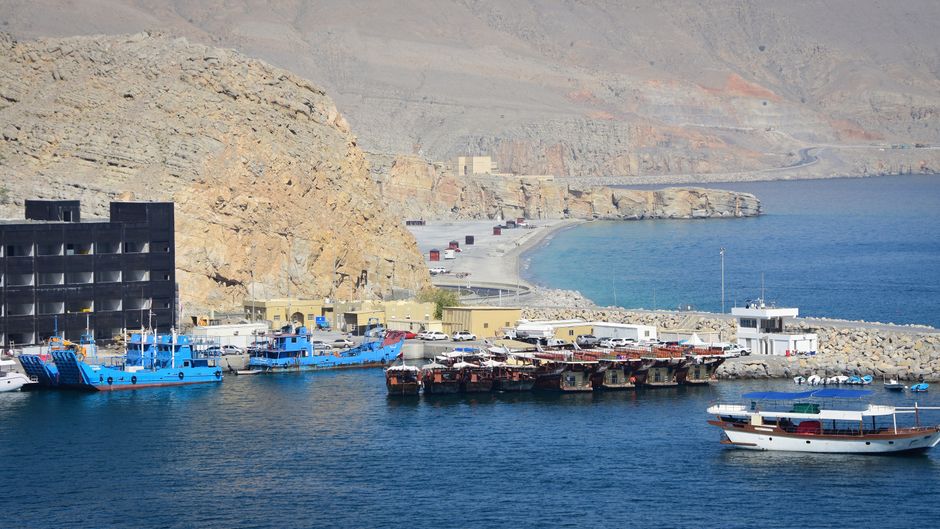Why Hormuz Tensions Are Driving Up Shipping Insurance and Squeezing Refiners
