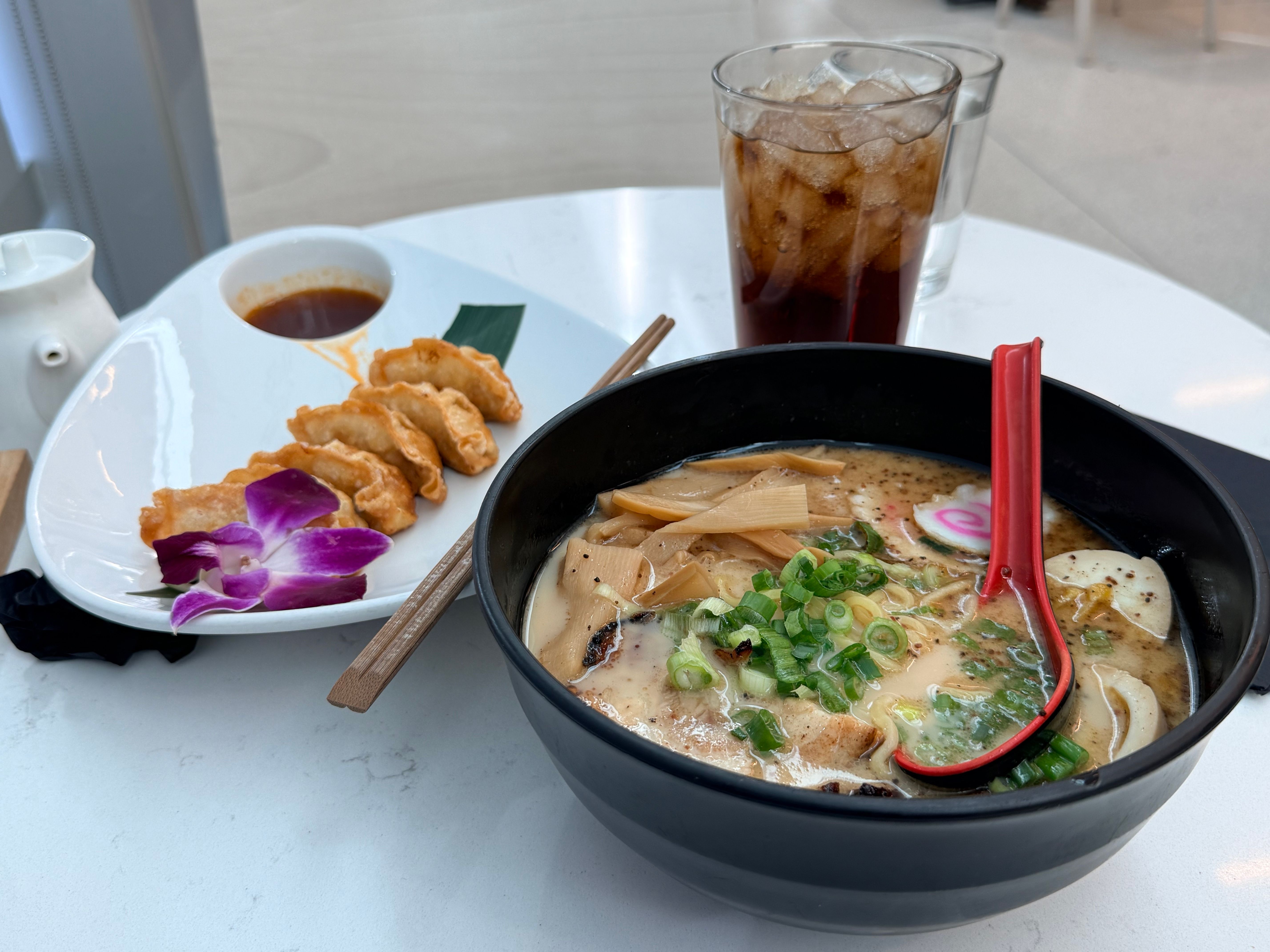 Gyoza (6pc)