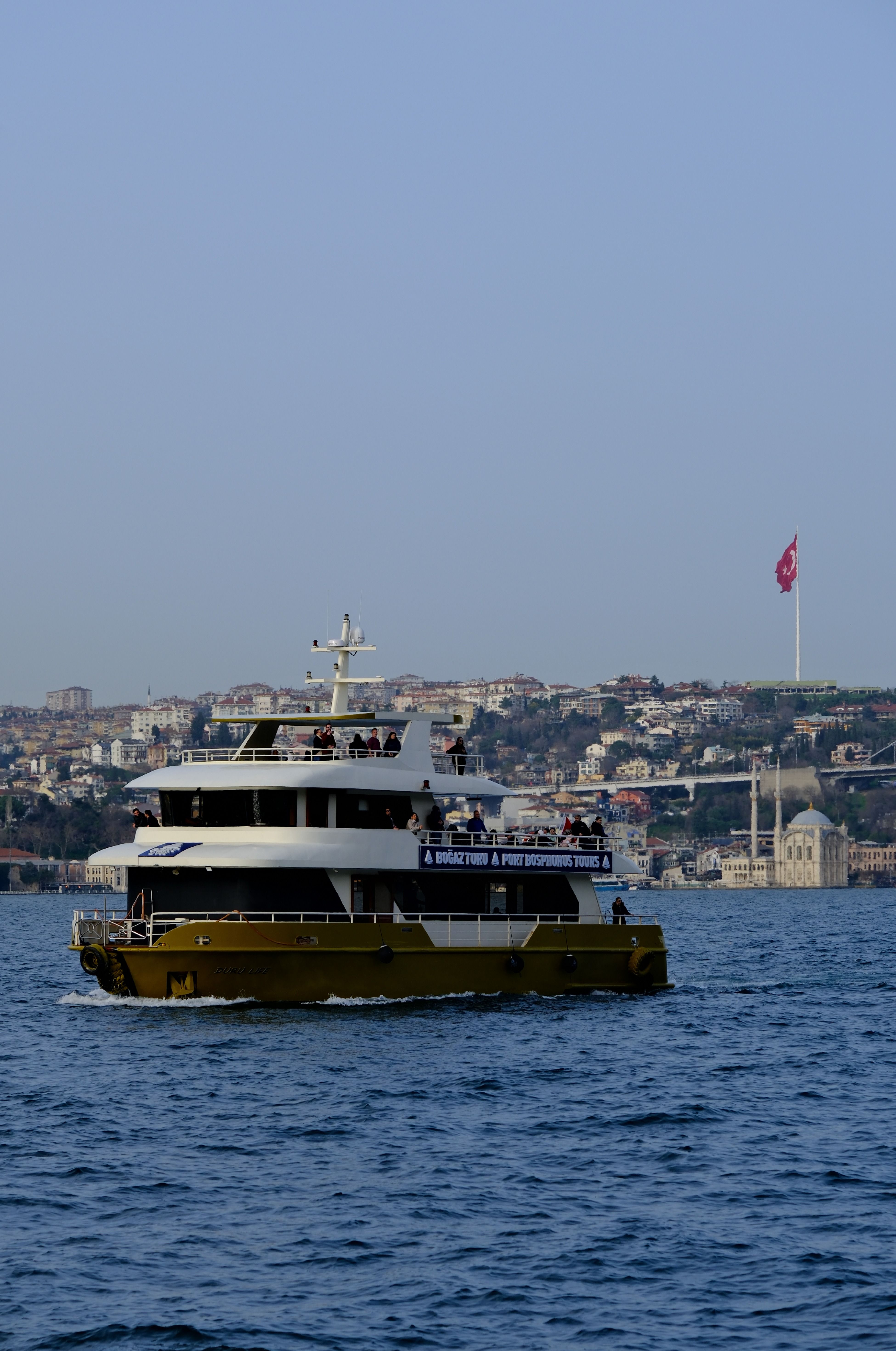 Ferry Crossing Bosphorus in Istanbul, Türkiye · Free Stock Photo