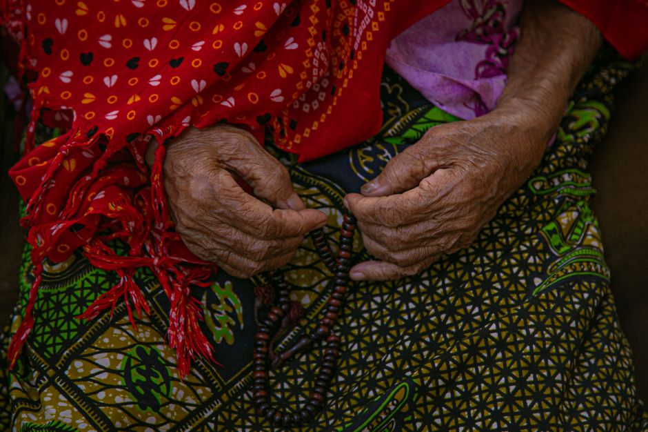 Ayesha Vydelingum: Storytelling at Her Fingertips