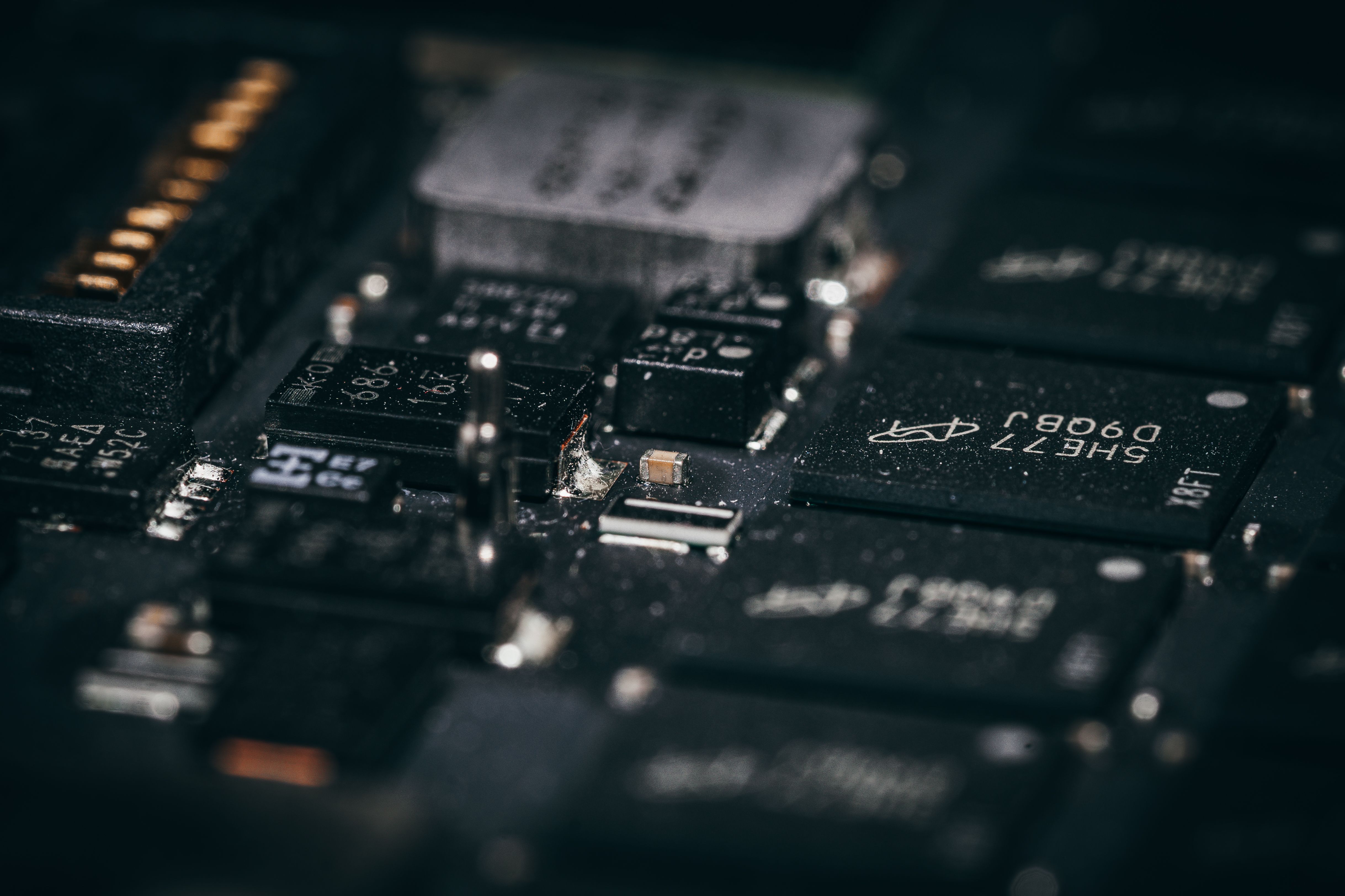 Close-up View of Electronic Circuit Components · Free Stock Photo