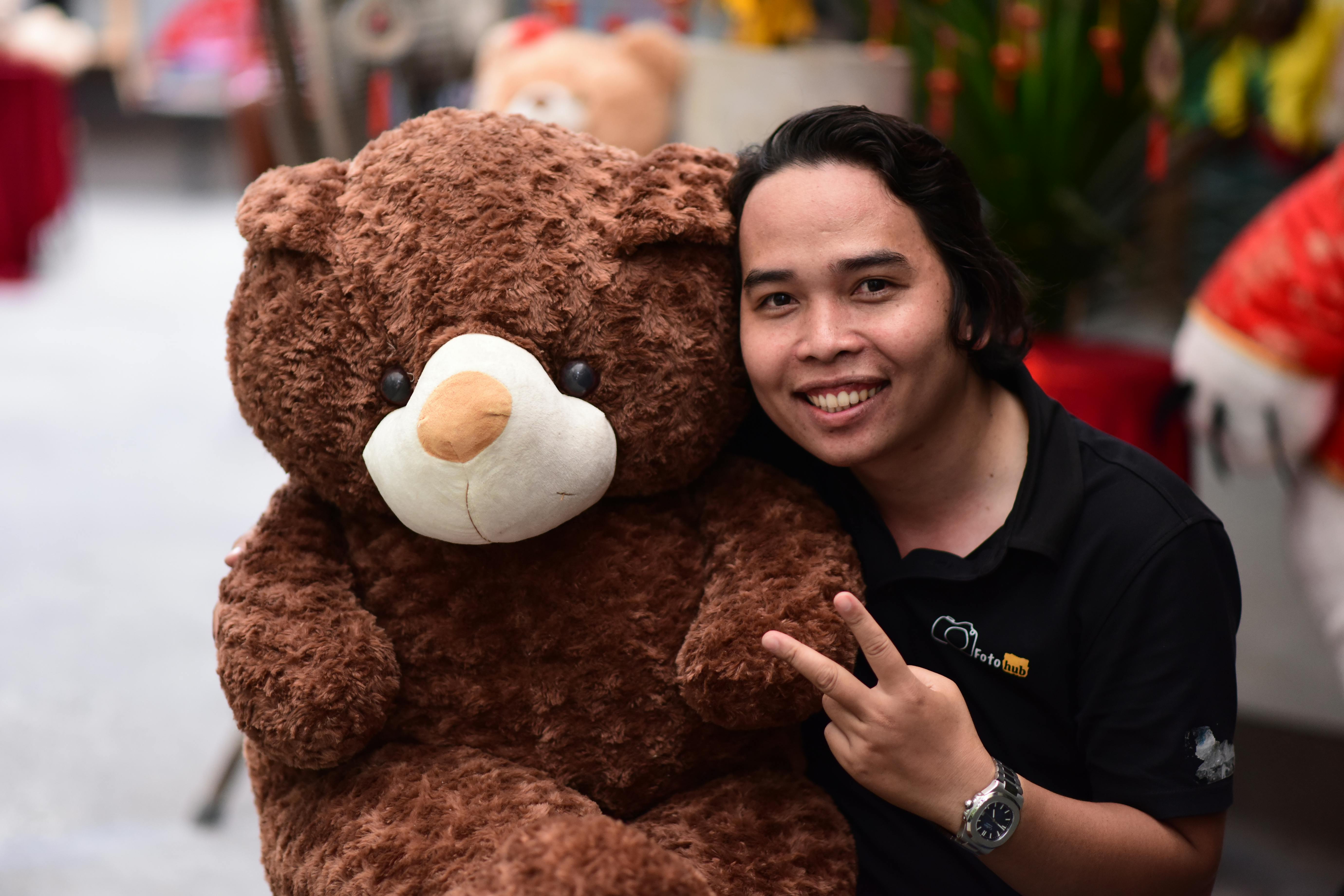 Sun Bear Realty &amp; Property Management acquires Vacation Station and Incline House Cleaning — Photo by Sóc Năng Động on Pe