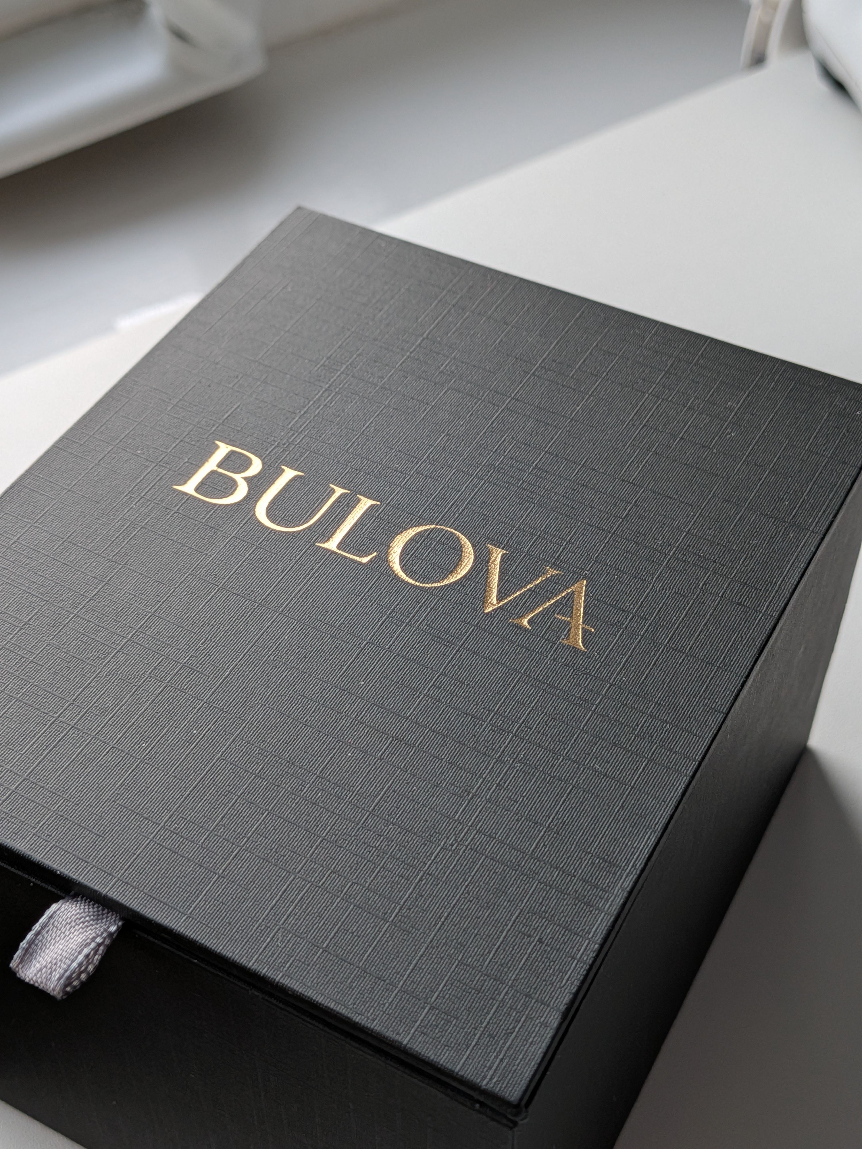 Thu Mua Đồng Hồ Bulova Cũ Giải Pháp Đáng Tin Cậy Cho Người Yêu Thích Đồng Hồ Thanh Lịch