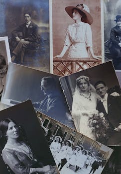 一系列描绘20世纪初时尚和生活方式的独特复古肖像