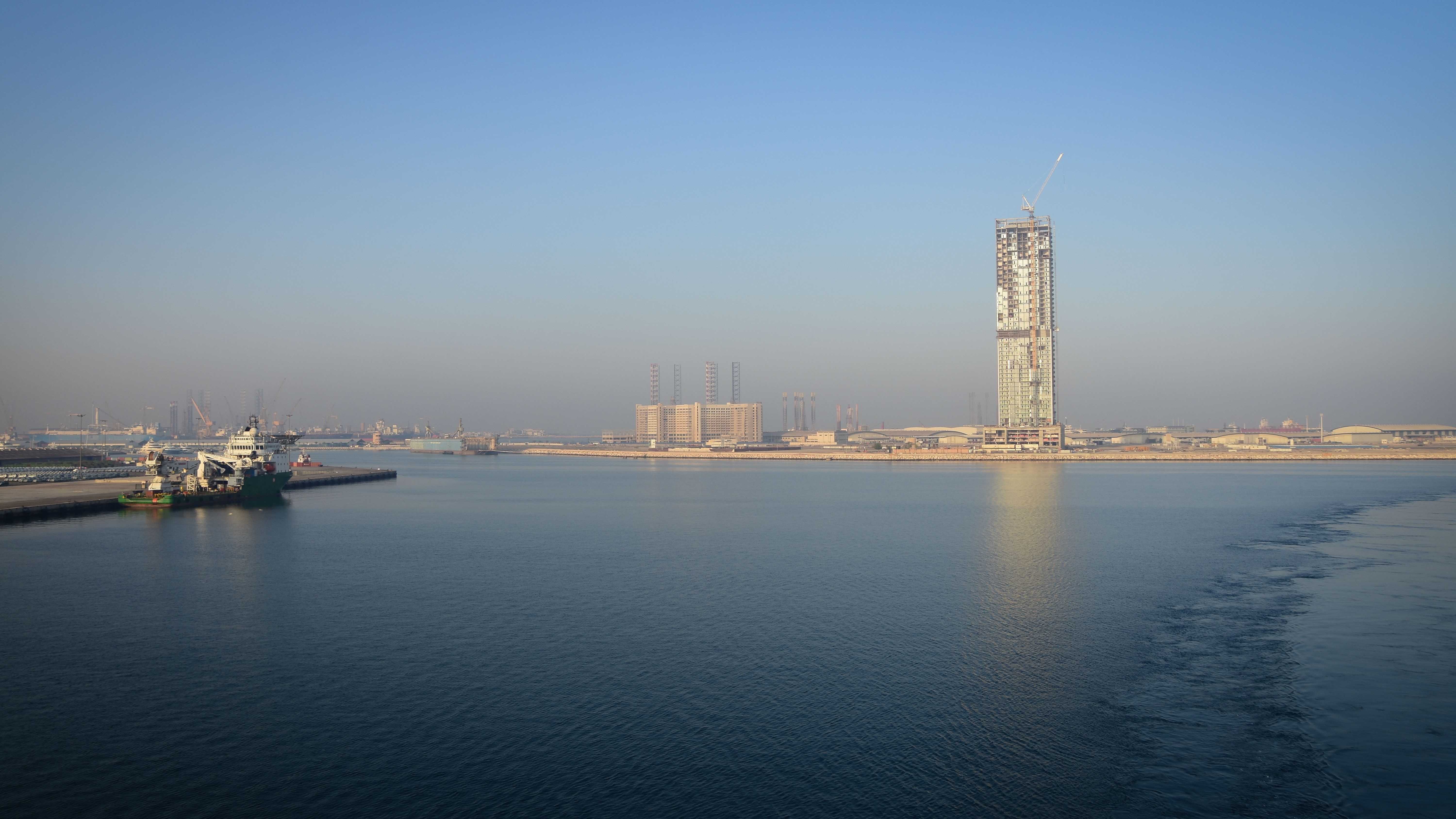 Dubai Ports Security Processes 3.8 Million Vehicles in H1 2024