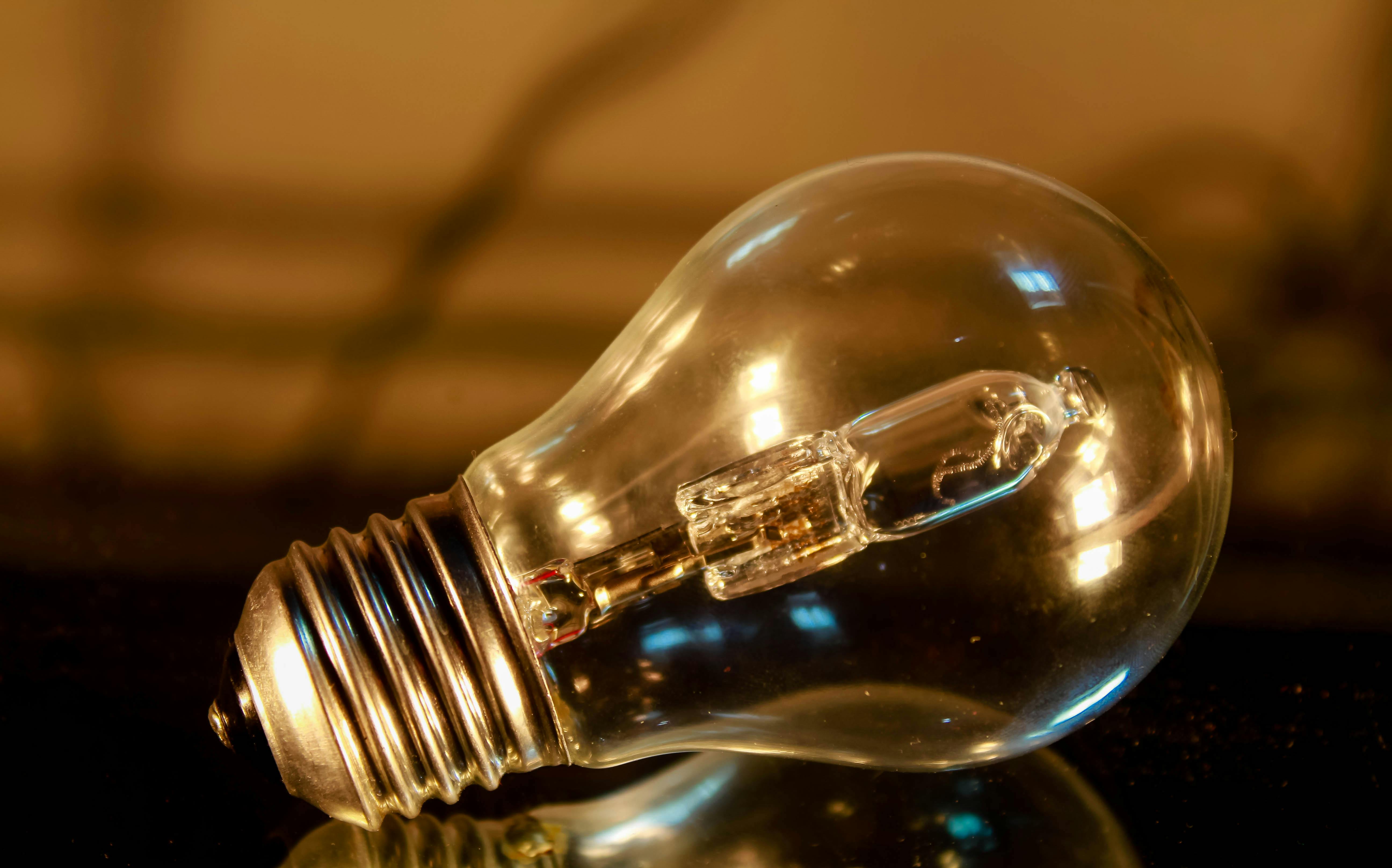 Light Bulb Shallow Focus Photography · Free Stock Photo