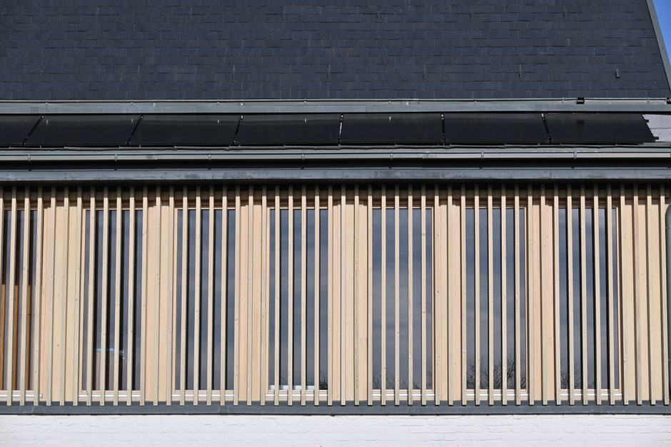 comparing vertical wood slats vs horizontal shiplap panels - diy wood panel accent wall comparing vertical wood slats vs horizontal shiplap panels - diy wood panel accent wall