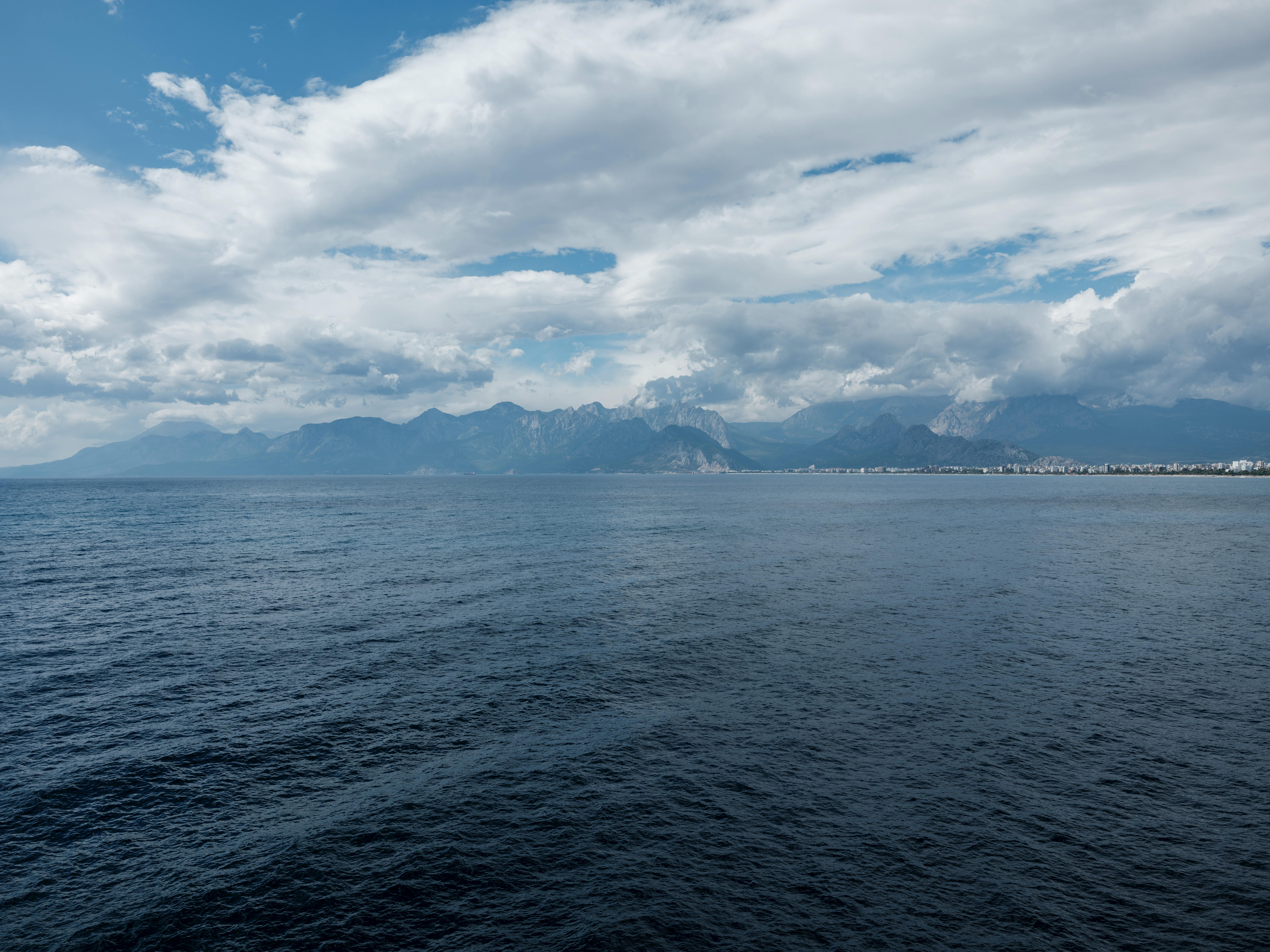 A More Troubling Picture of Sea Level Rise Is Coming into View — Photo by Engin Akyurt on Pexels