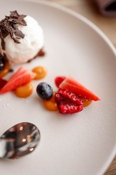 Gâteau au chocolat keto en une tasse