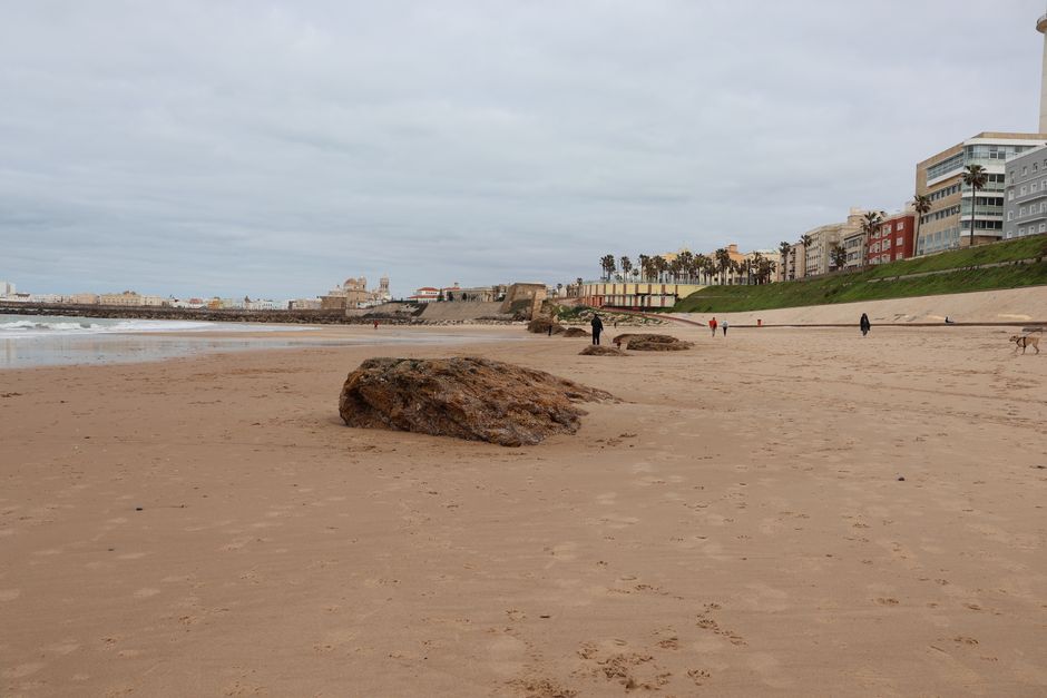 ¿Hotel 4 estrellas con playa privada por menos de 50 euros? Esto es real en Cádiz