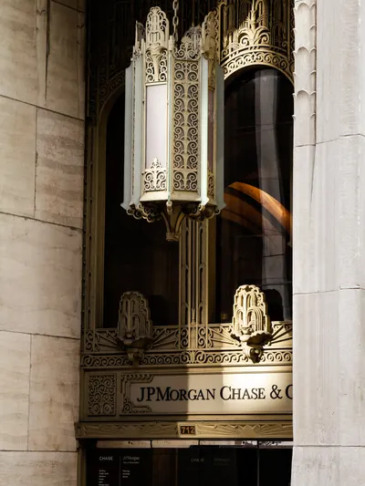 JP Morgan's AI Fears Trigger Private Credit Revaluation. Liquidity Risks Loom.