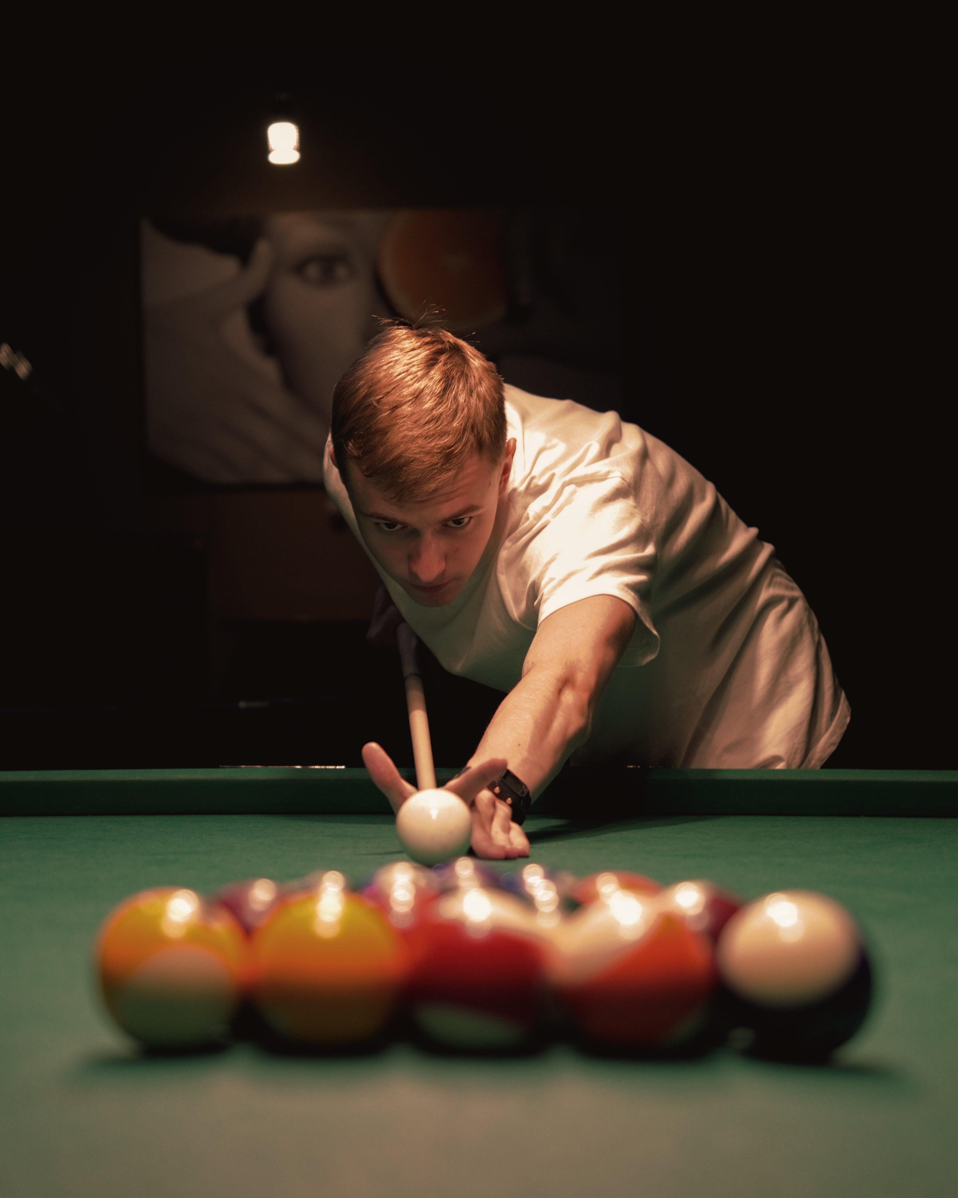 Młody Polak zdominował mistrza świata w snookerze