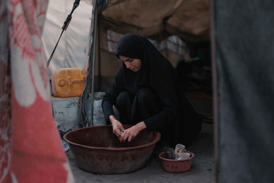 3 killed, several injured as occupation targets Al-Sawarha area in Nuseirat camp, central Gaza Strip