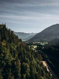 Alpine drift board cover — photo by Alina Zahorulko on Pexels