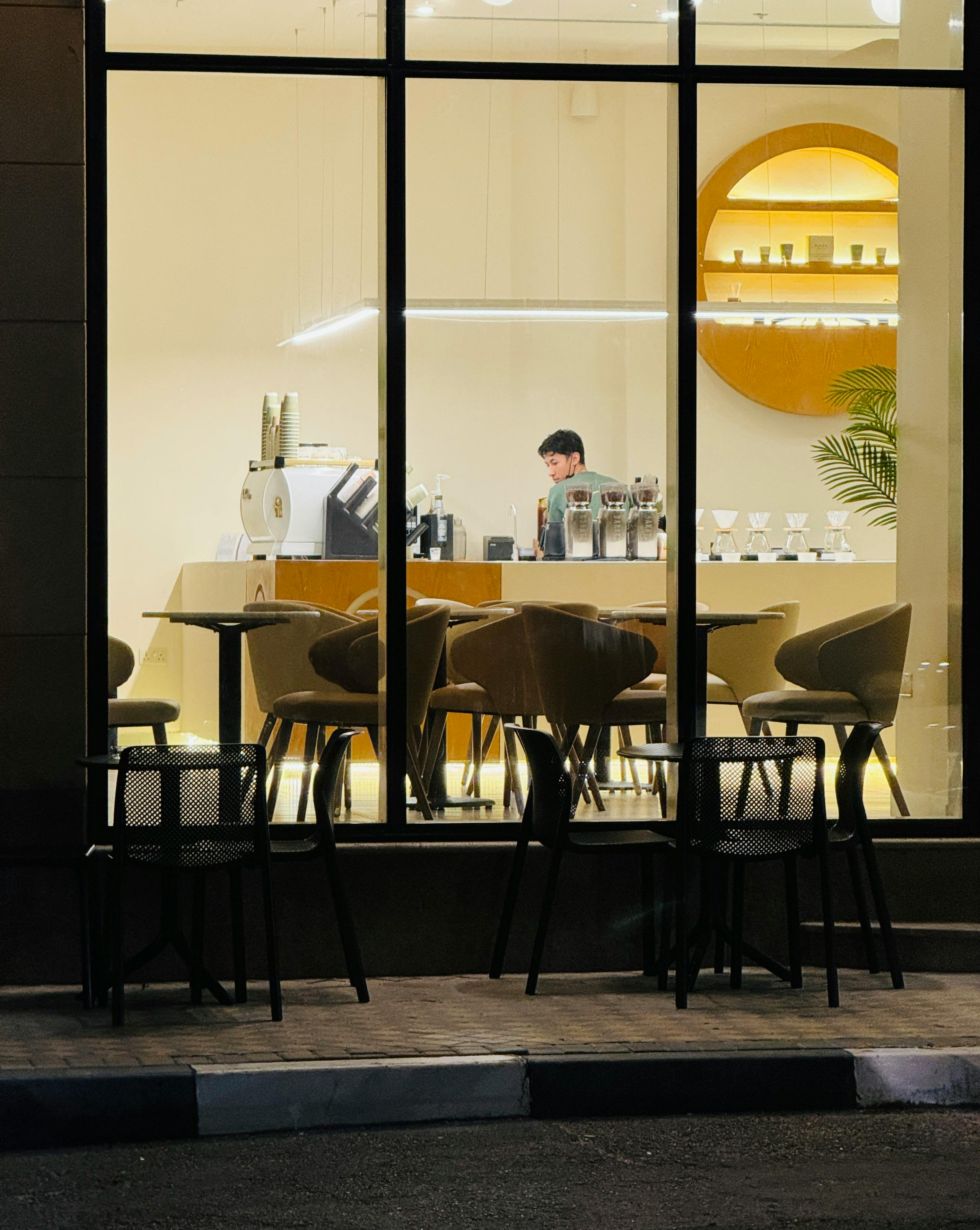 Saudi Arabia Has 3.5 Million Dating App Downloads and Almost No One Talks About It.