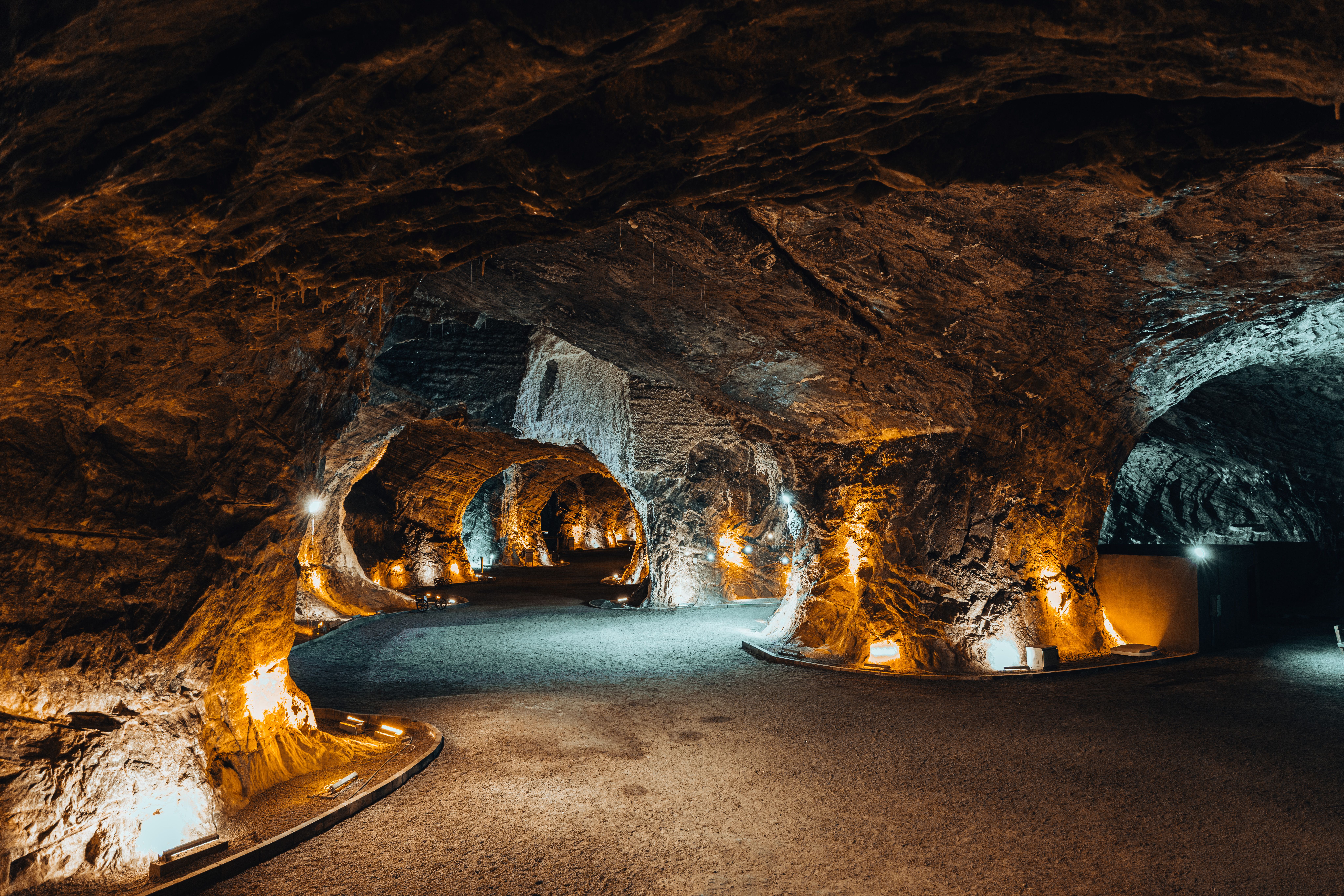 10 Hidden Gems: Underground Artists You Need to Hear in 2025