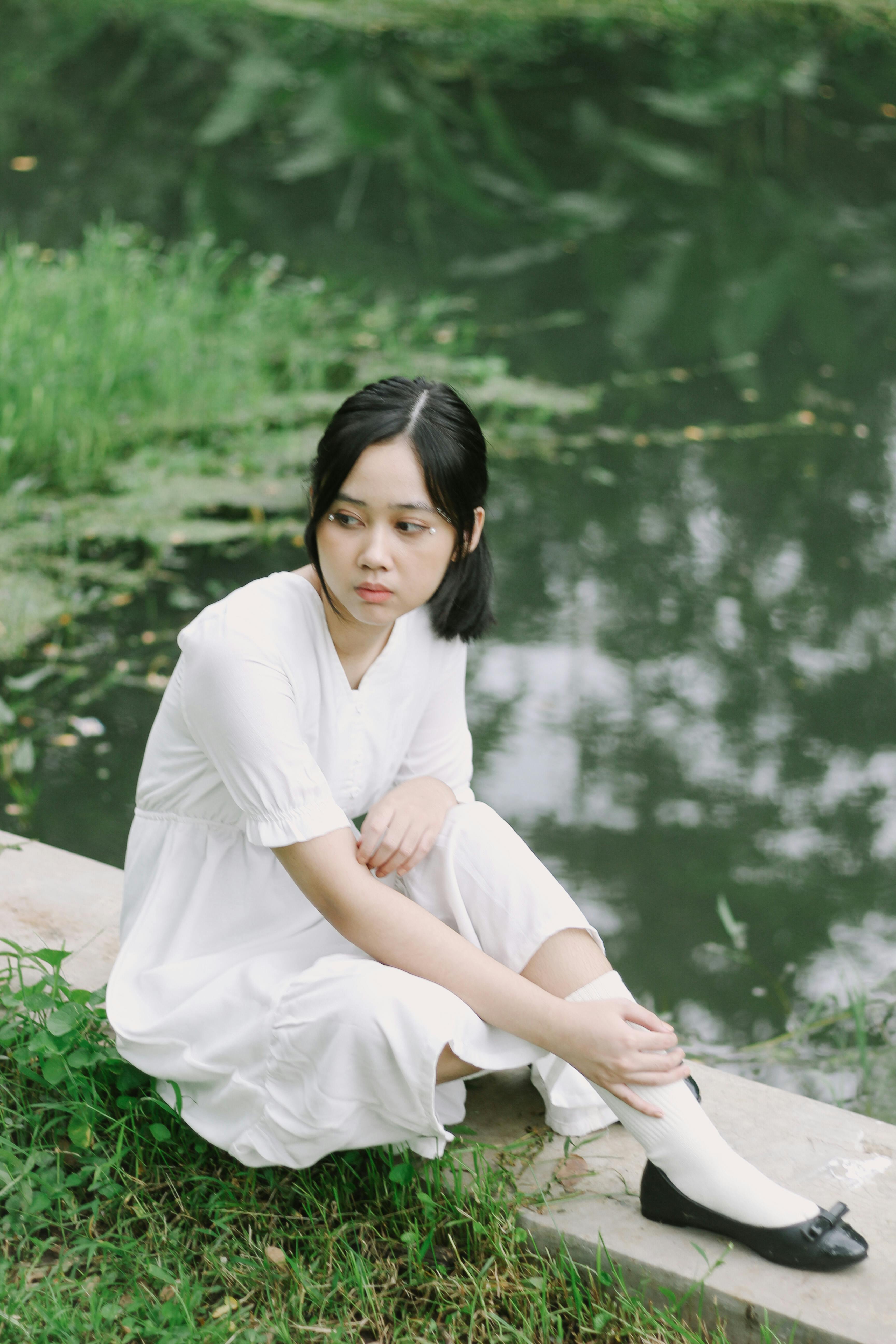 bezplatná Základová fotografie zdarma na téma bílé šaty, bílý oděv, duchovní klid Základová fotografie