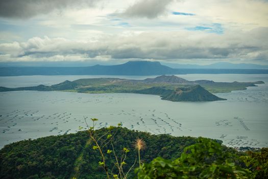 Tagaytay Taal volcano day — Manila
