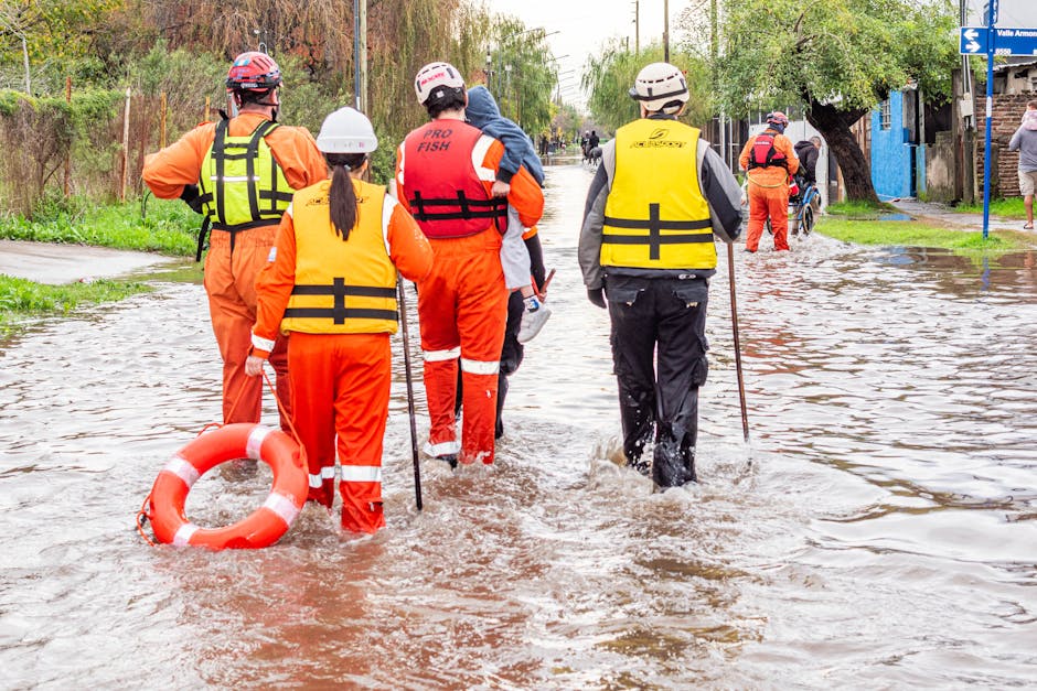 Photo by Juan Moccagatta Rescue team evacuates flood victims in Buenos Aires. Humanitarian aid at work.