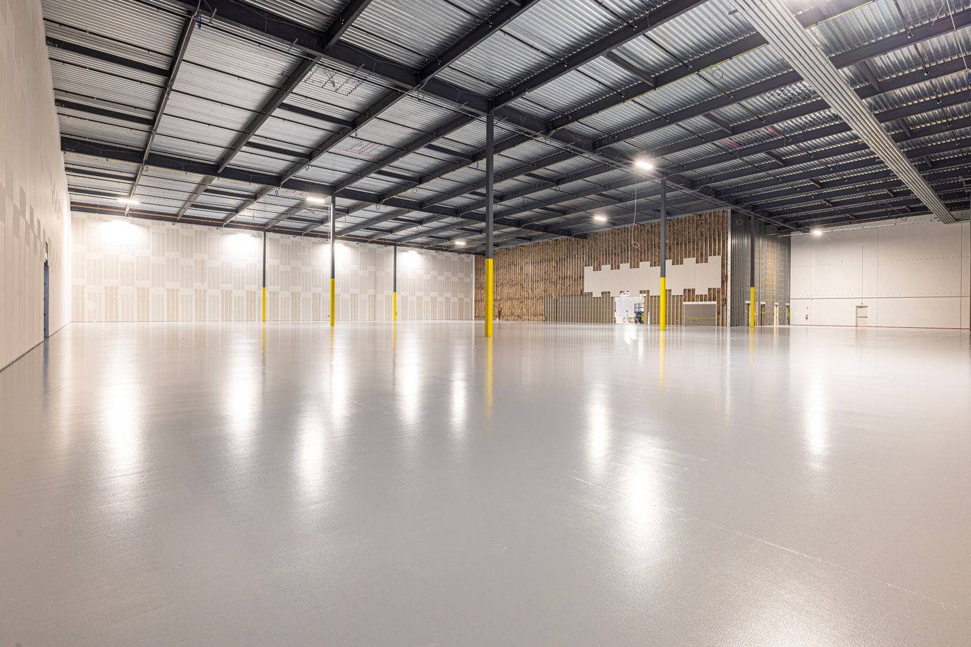 Modern wholesale distribution warehouse