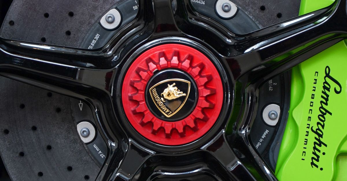 Fotos De Estudio Profesionales De Automóviles