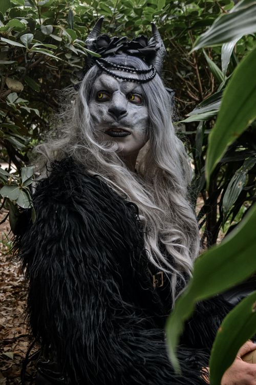 Free A striking cosplay of a werewolf character amidst lush greenery in Mexico City. Stock Photo