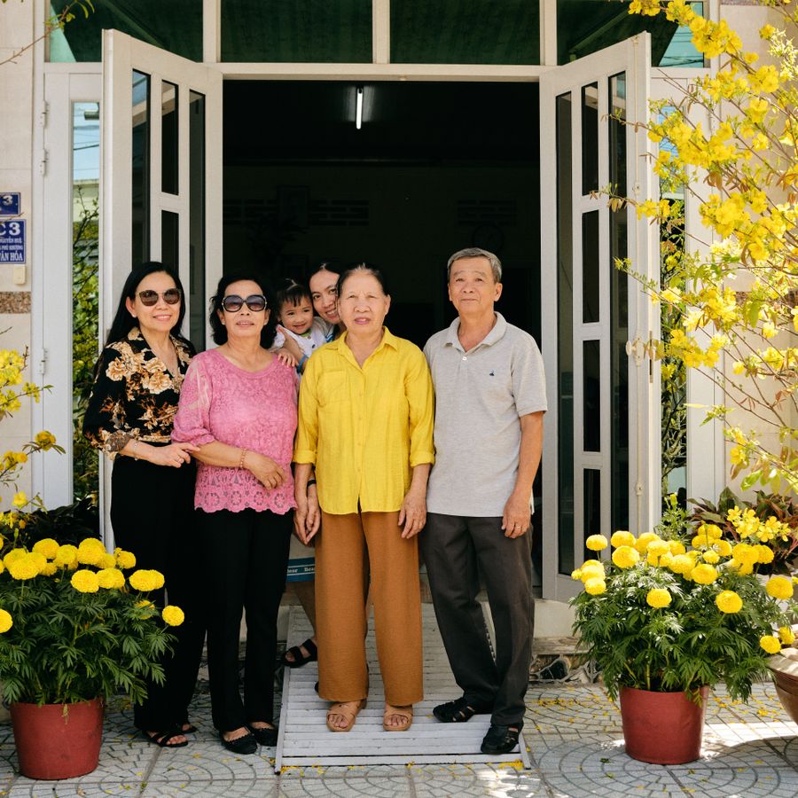 Album Ba Thế Hệ góc 2