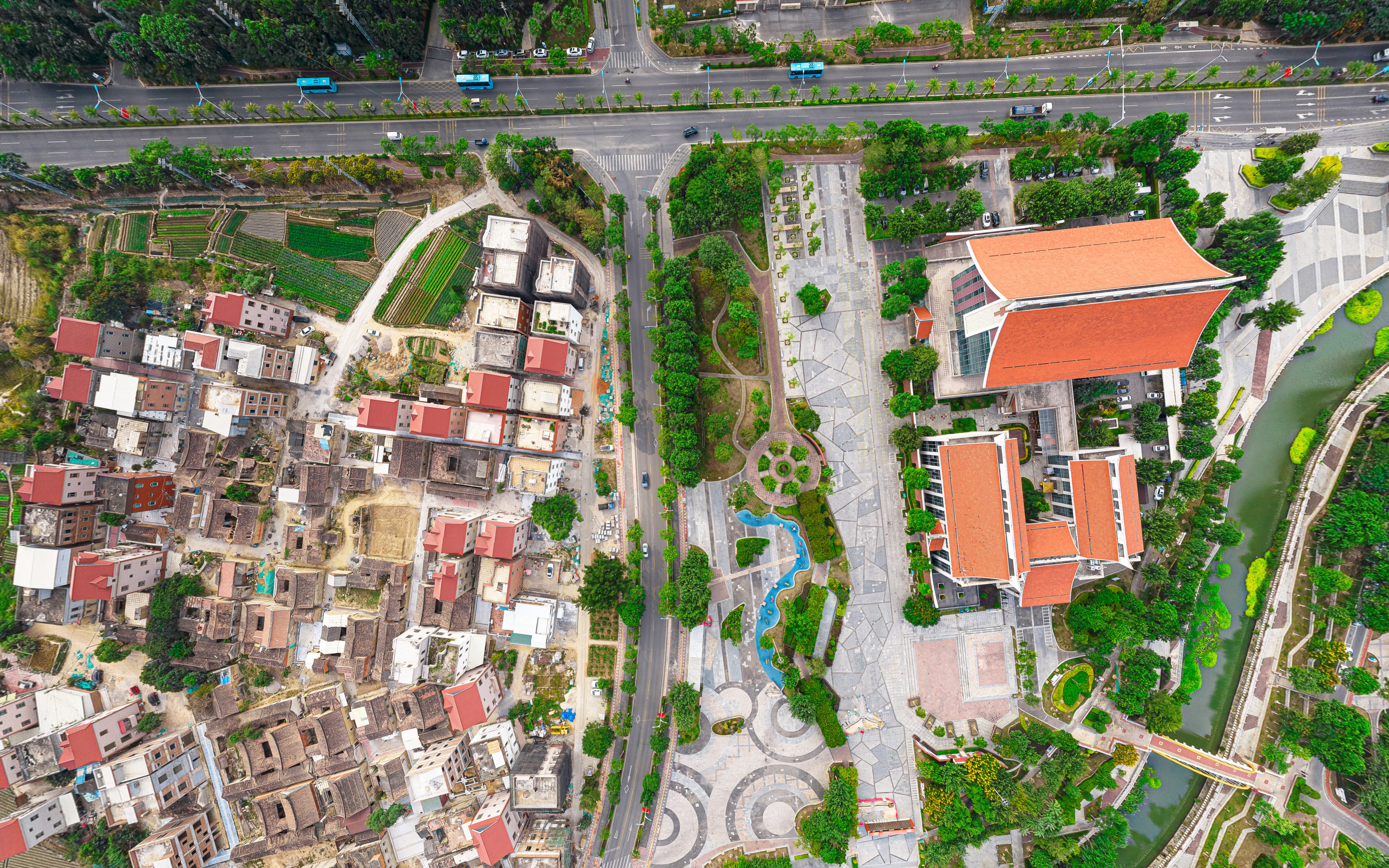 Aerial view of urban and green landscape contrast · Free Stock Photo